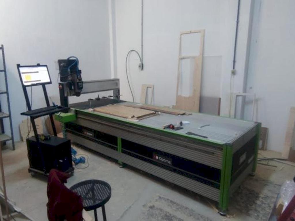 Mašīnas OPTIMA 2510 pretskats