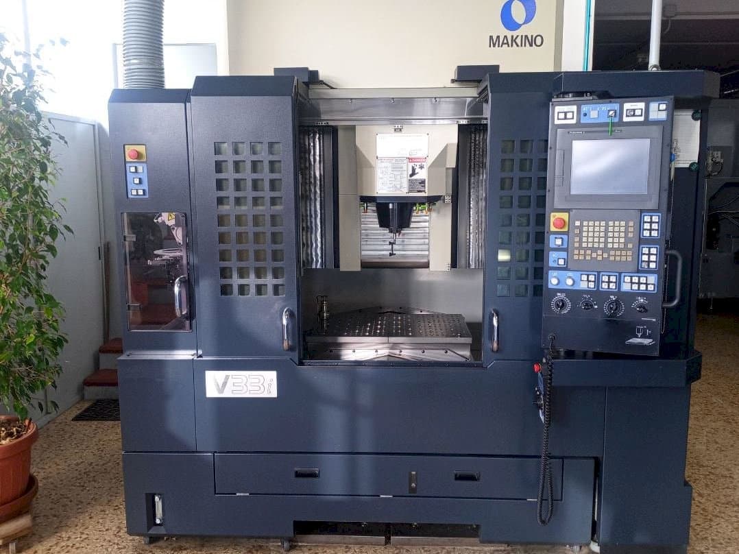 Mašīnas Makino V33i A15F  pretskats