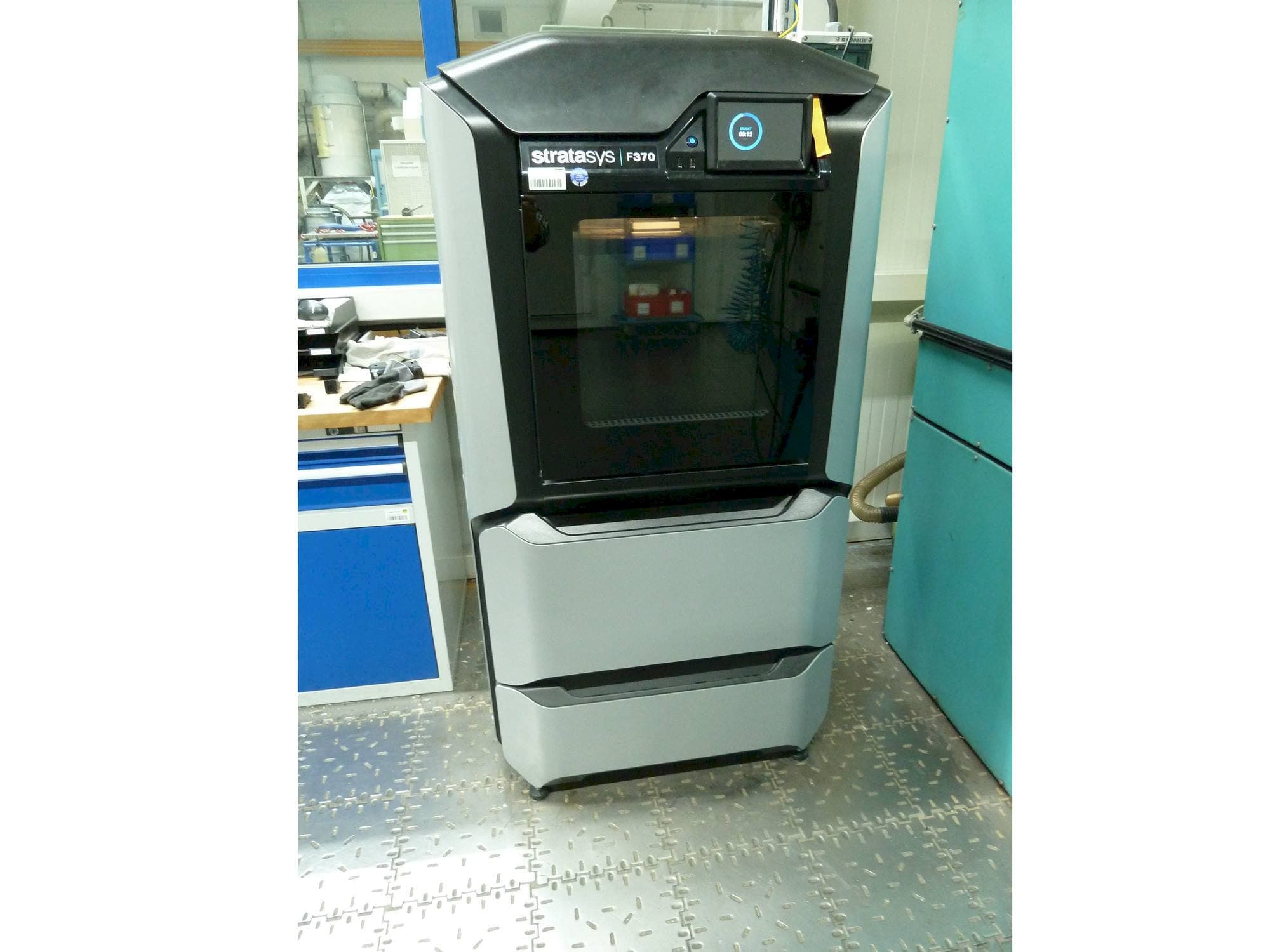 Mašīnas Stratasys F370  pretskats