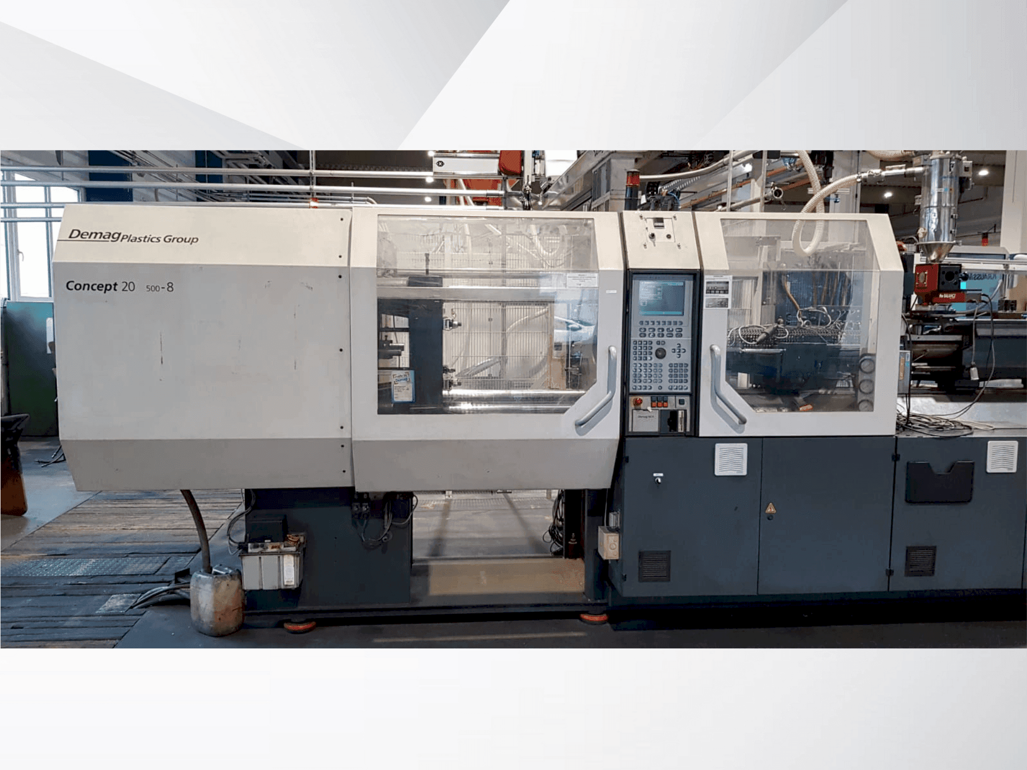 Mašīnas DEMAG Concept 200/500-840 + W711 pretskats