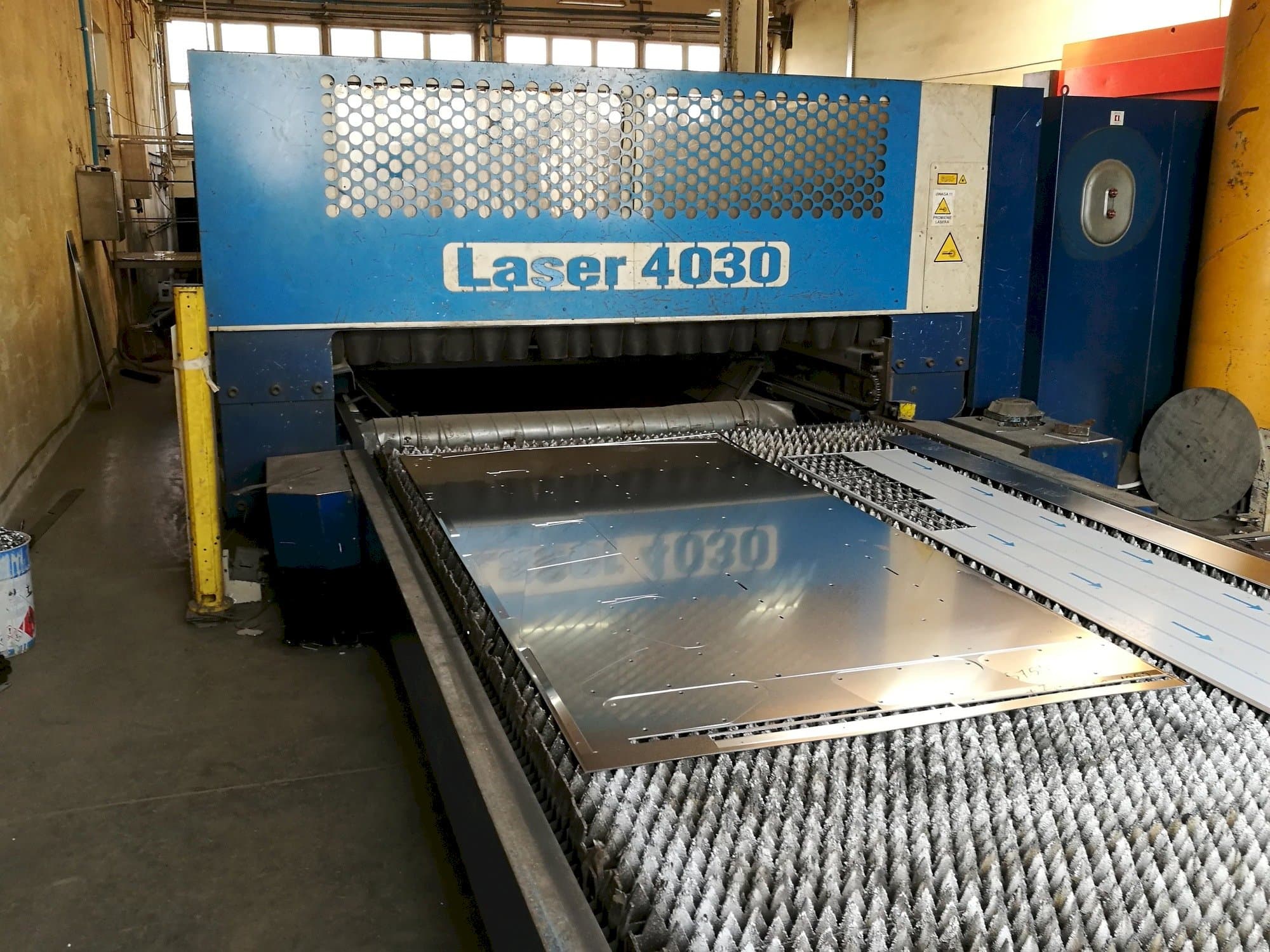 Mašīnas Trumpf Trumatic L4030 pretskats