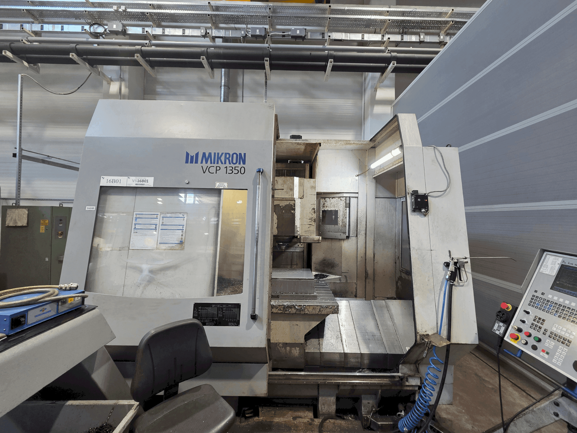 Mašīnas MIKRON VCP 1350 pretskats