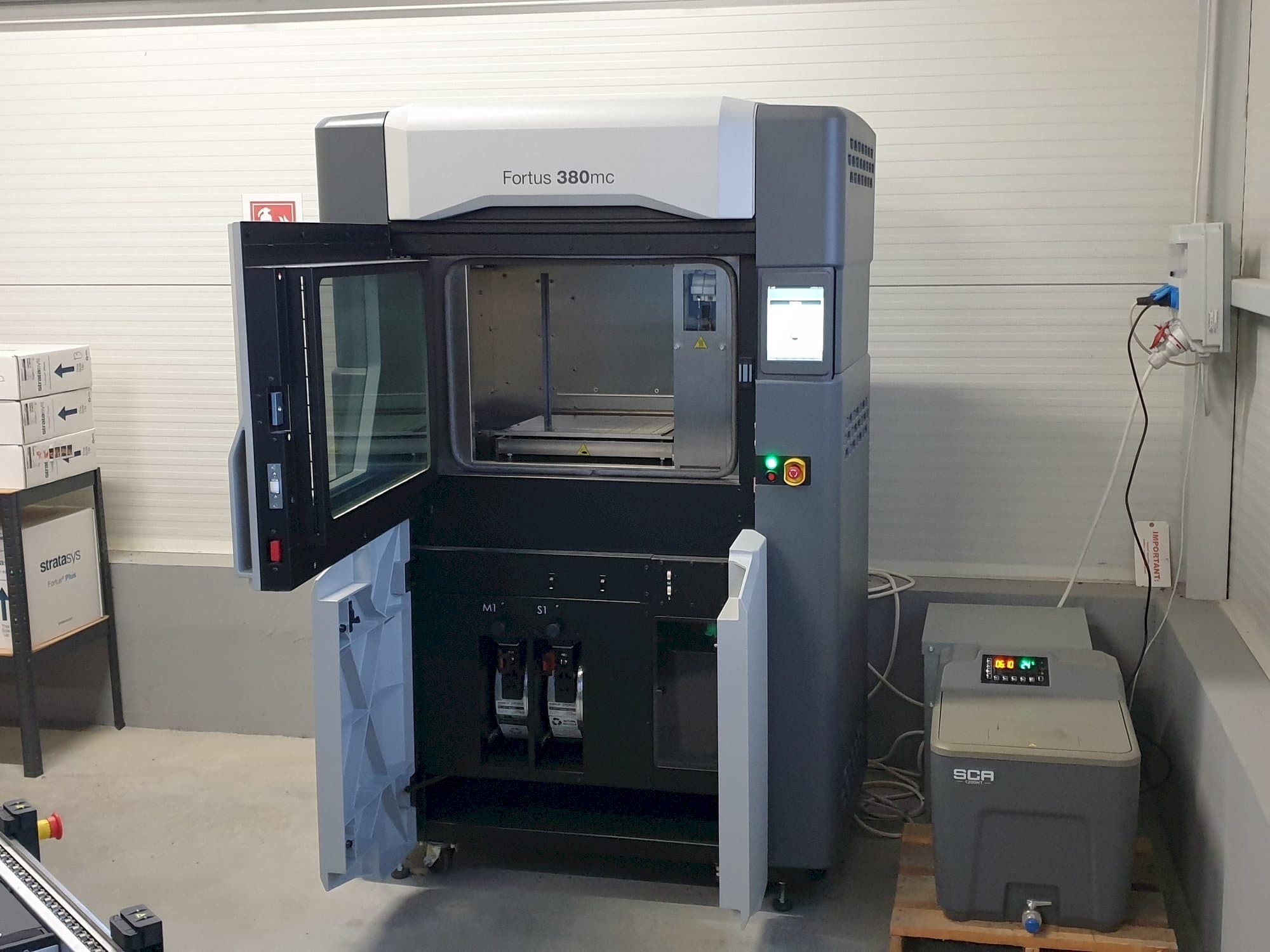 Mašīnas Stratasys Fortus 380mc  pretskats