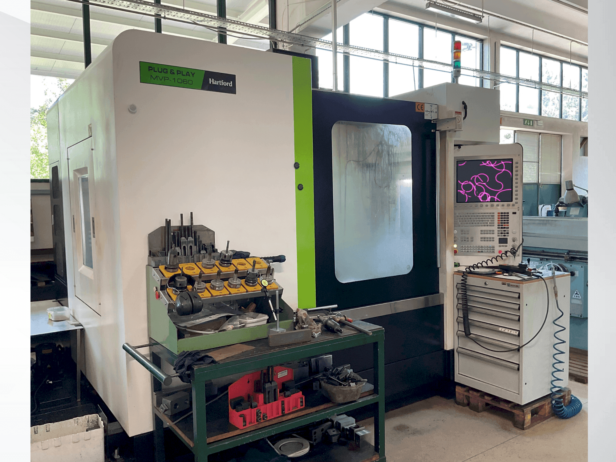 Mašīnas HARTFORD MVP-1060AD  pretskats