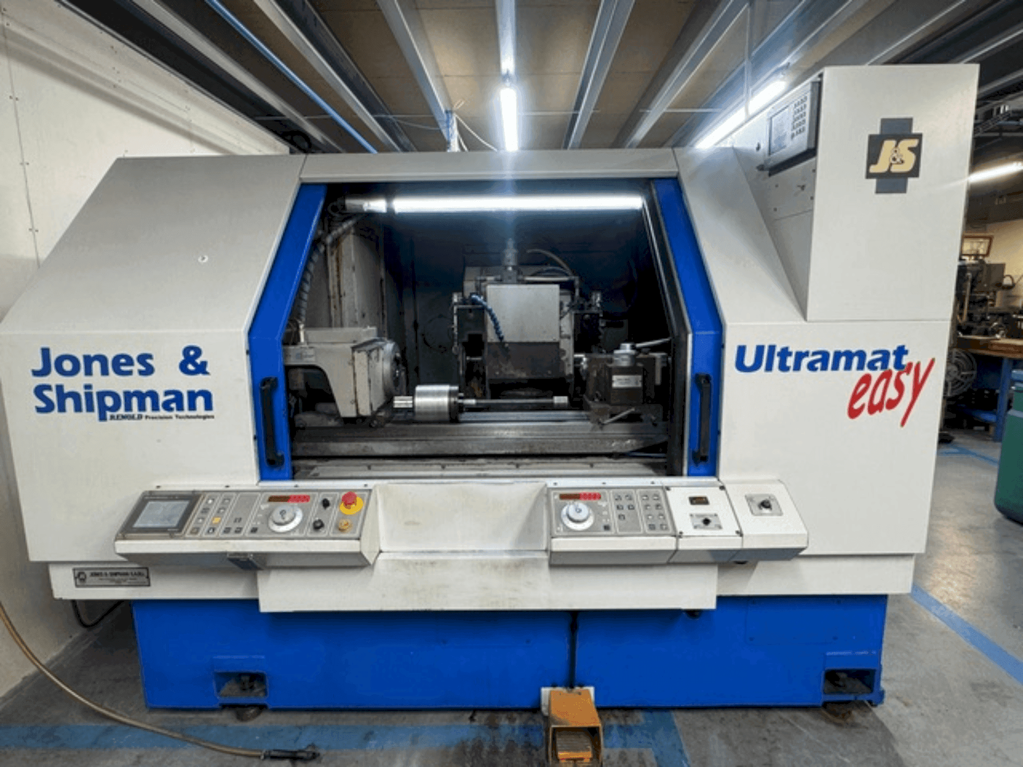 Mašīnas Jones & Shipman ULTRAMAT EASY CNC pretskats