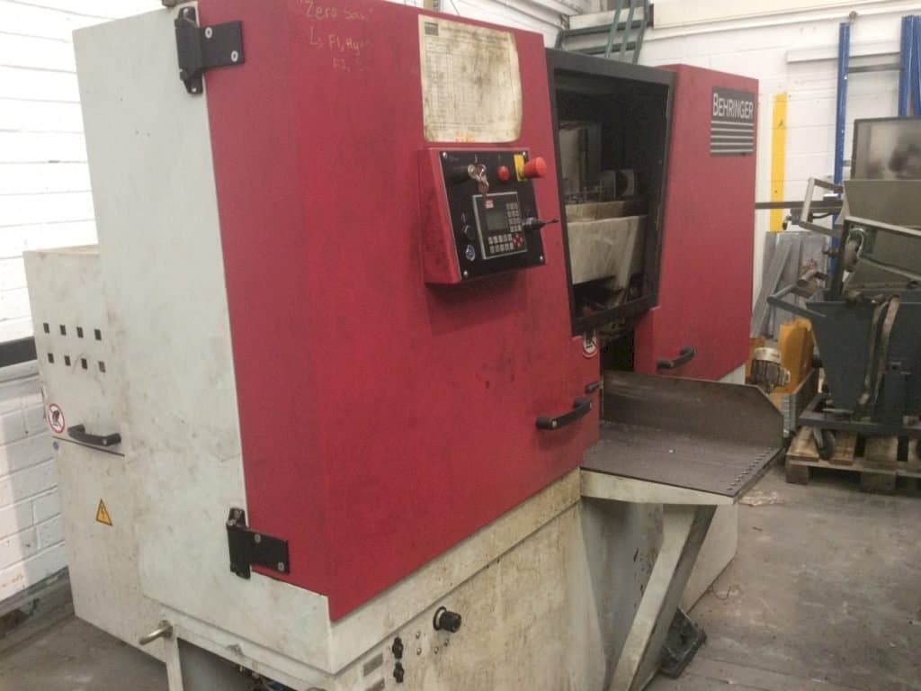 Mašīnas Behringer HBE261 A pretskats