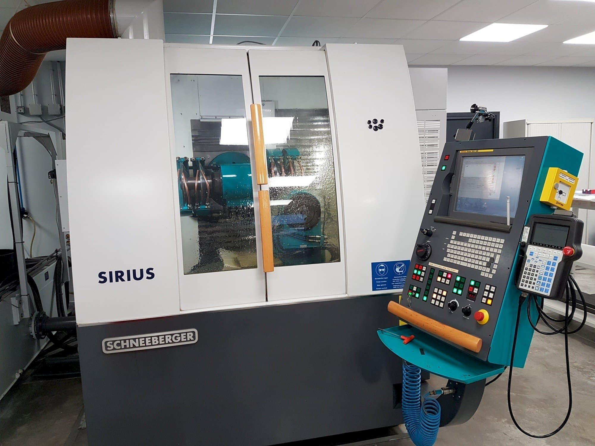 Mašīnas Schneeberger Sirius HPM pretskats