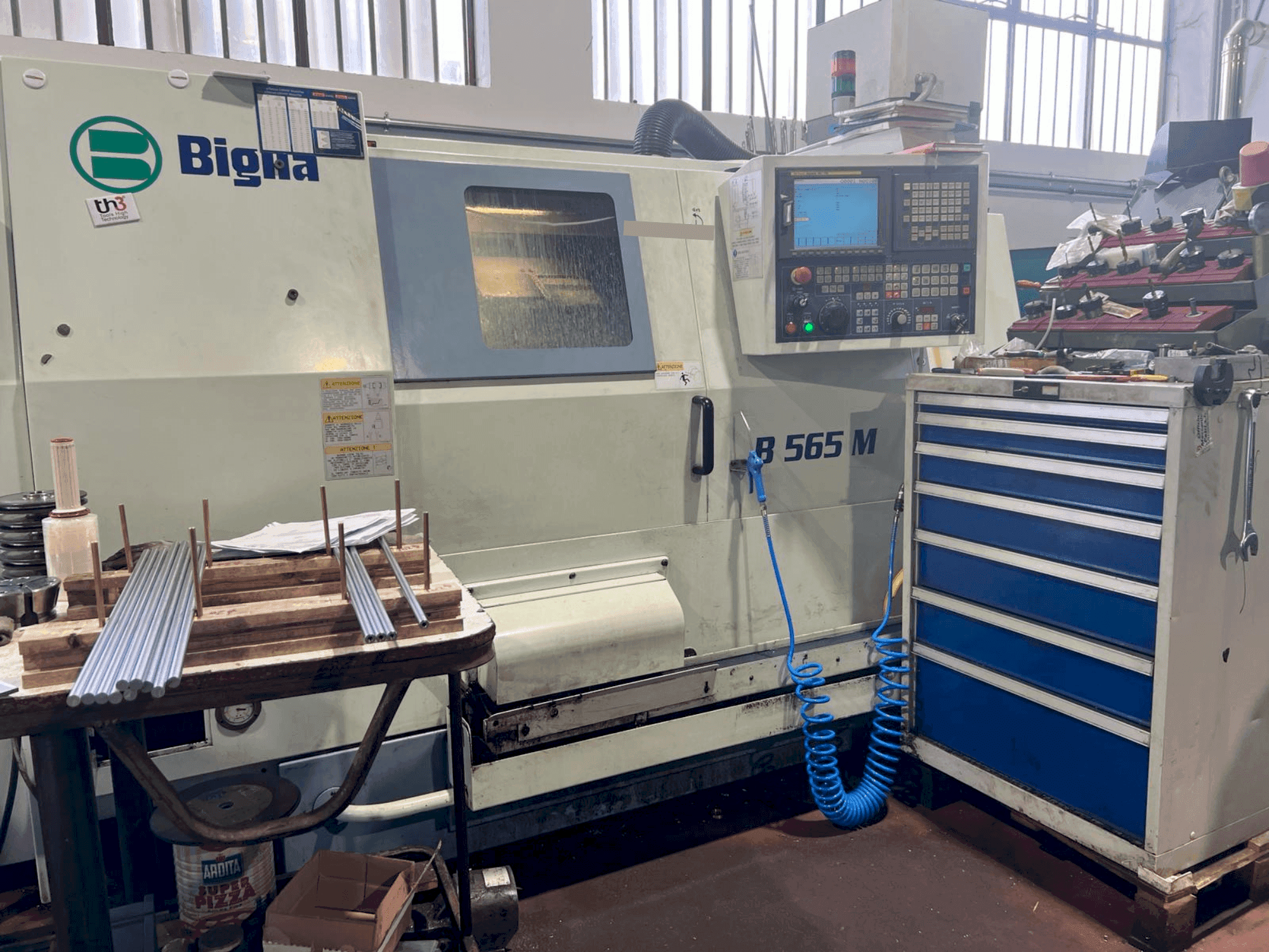 Mašīnas Biglia B565M pretskats