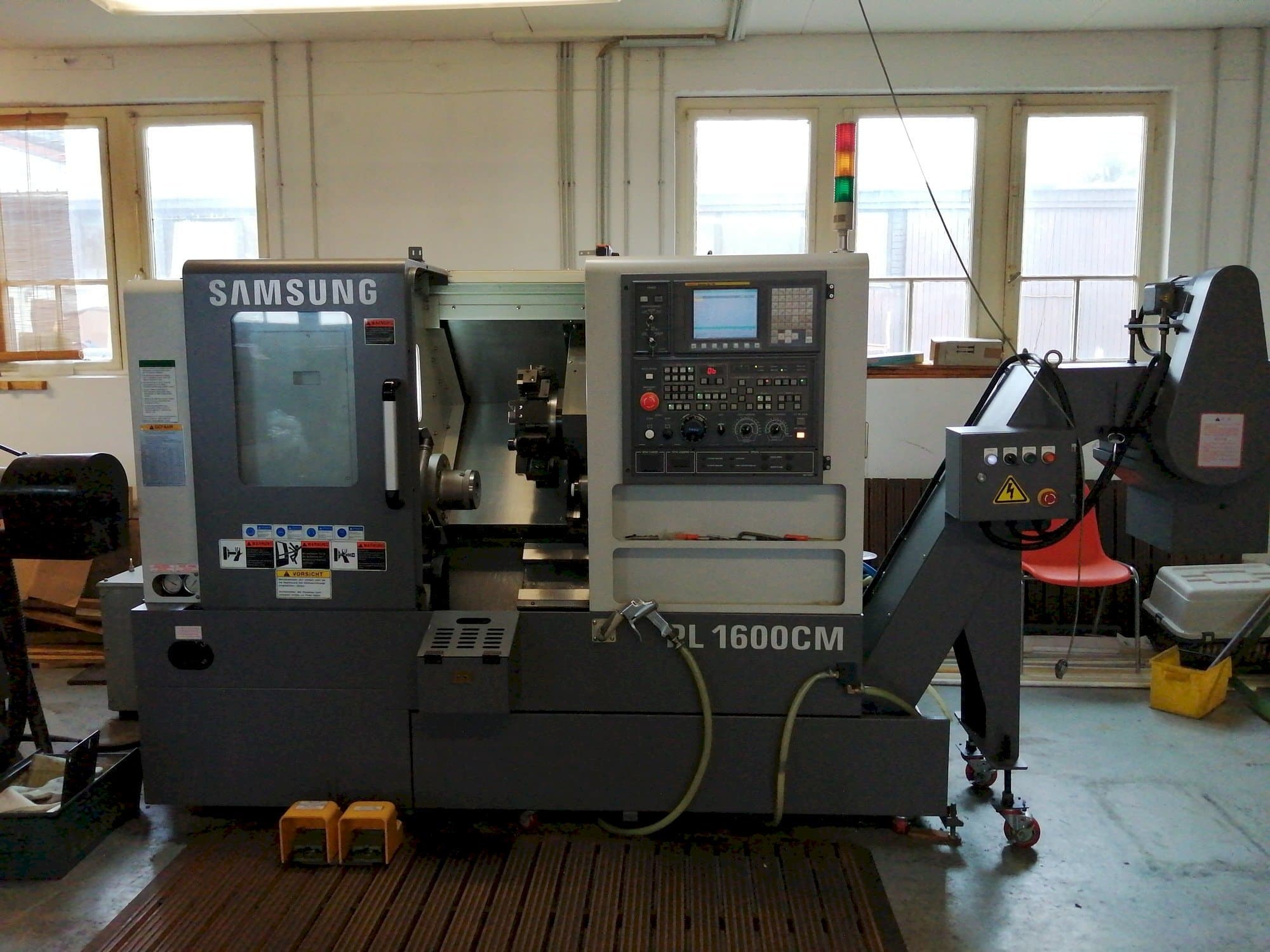Mašīnas Samsung PL1600CM pretskats