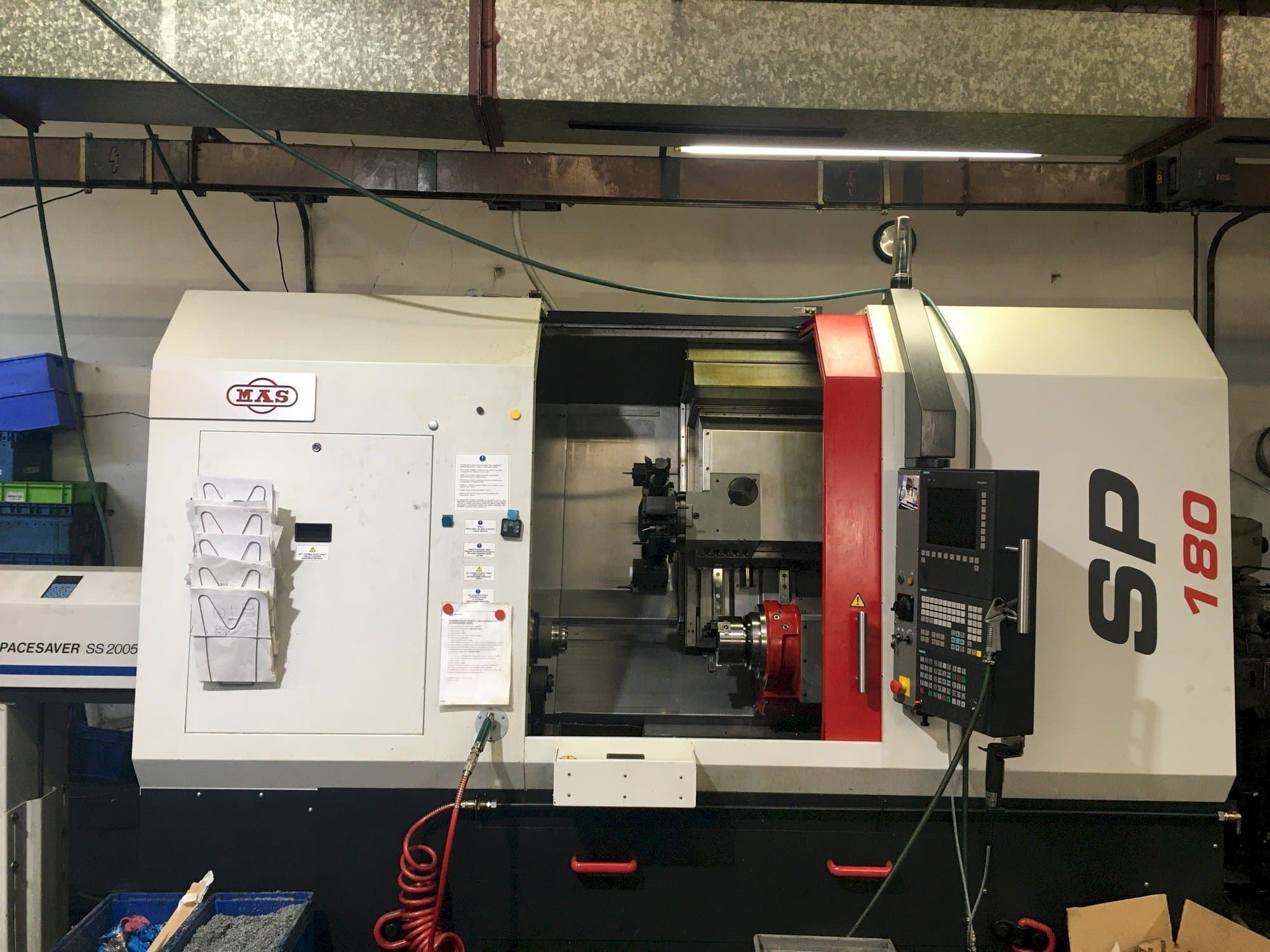 Mašīnas KOVOSVIT MAS SP 180 SY  pretskats