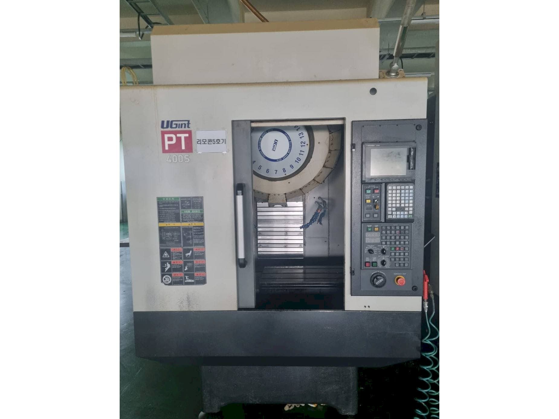 Mašīnas UGINT PT400S pretskats
