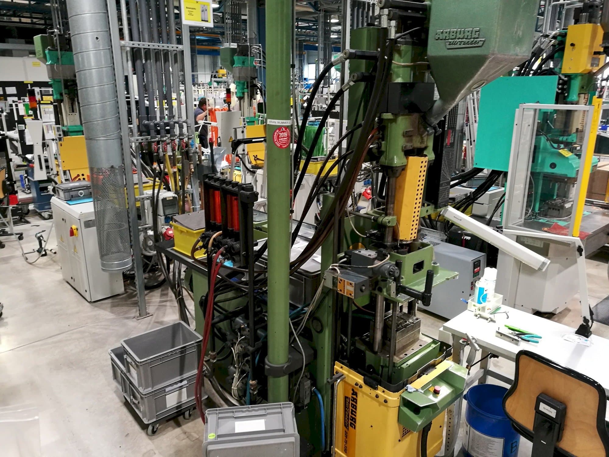 Mašīnas Arburg 221-75-350 pretskats