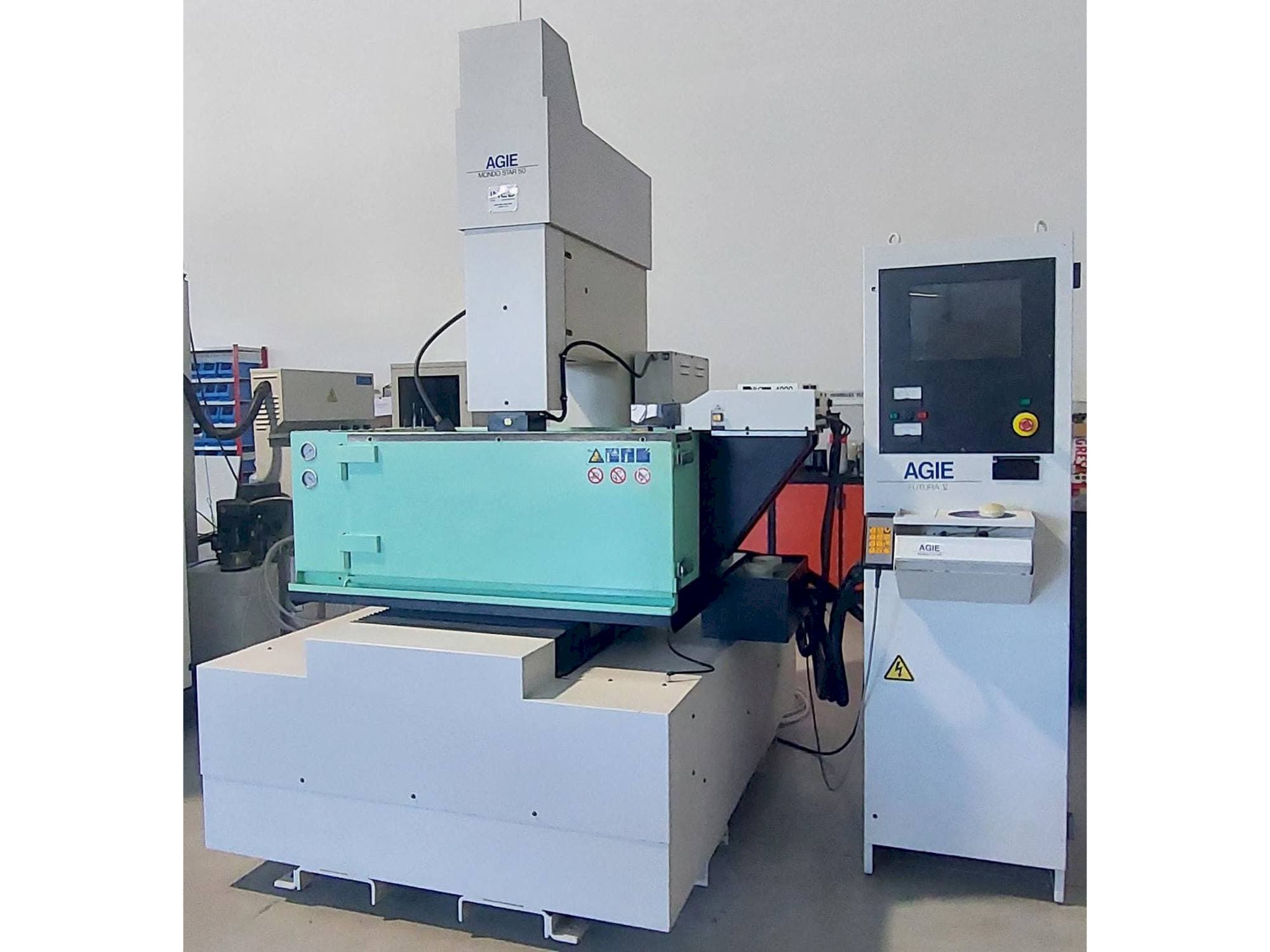 Mašīnas AGIE MONDO STAR 50 pretskats