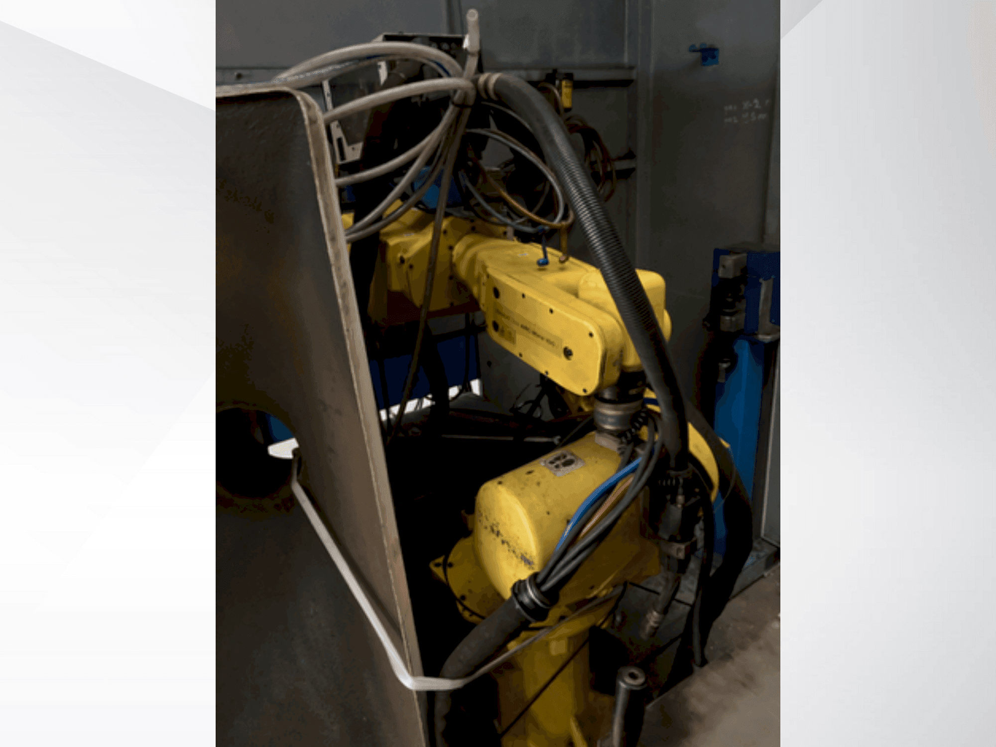 Mašīnas FANUC ARC Mate 100i pretskats