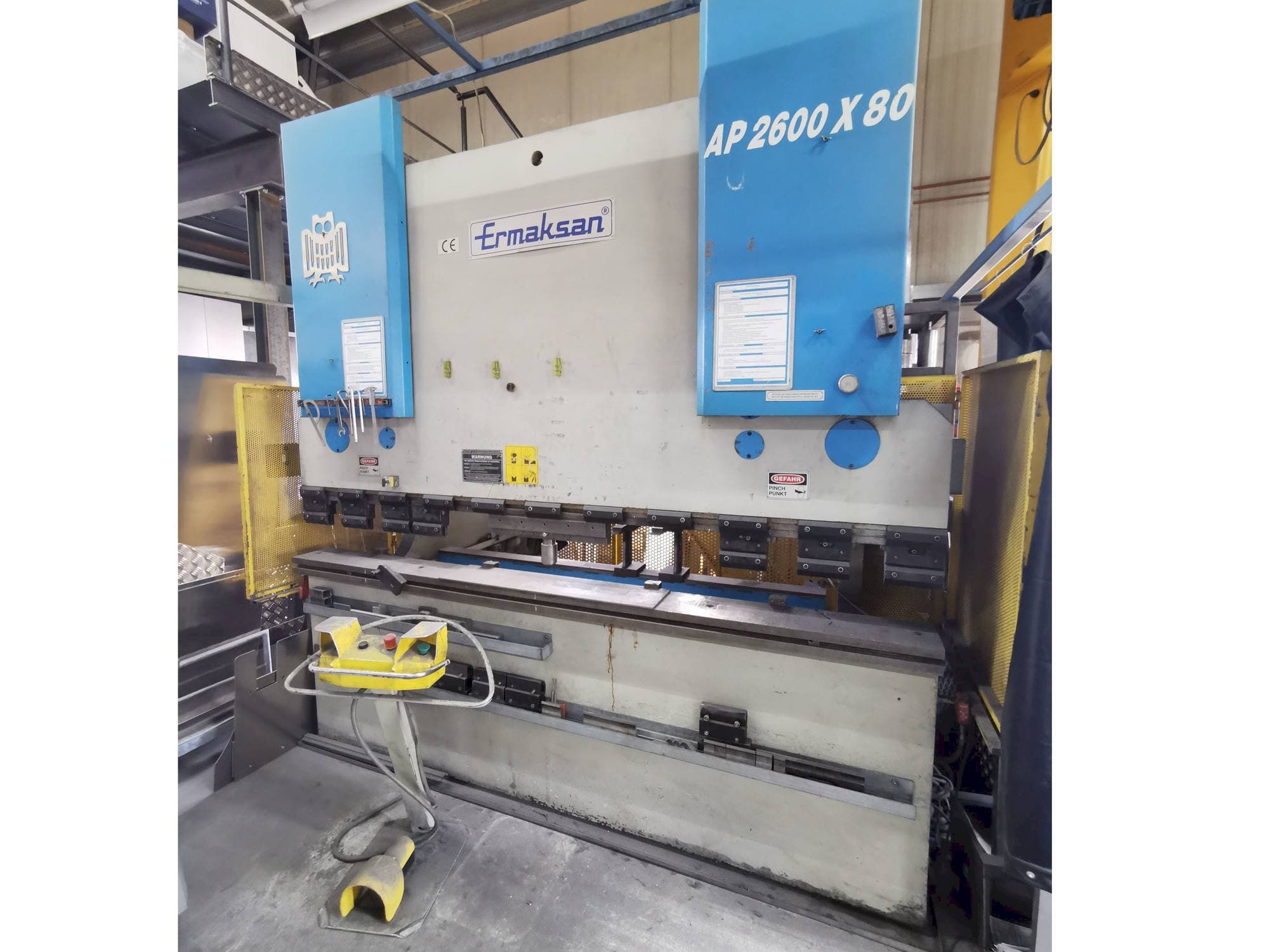 Mašīnas ERMAKSAN AP 2600 - 80 pretskats