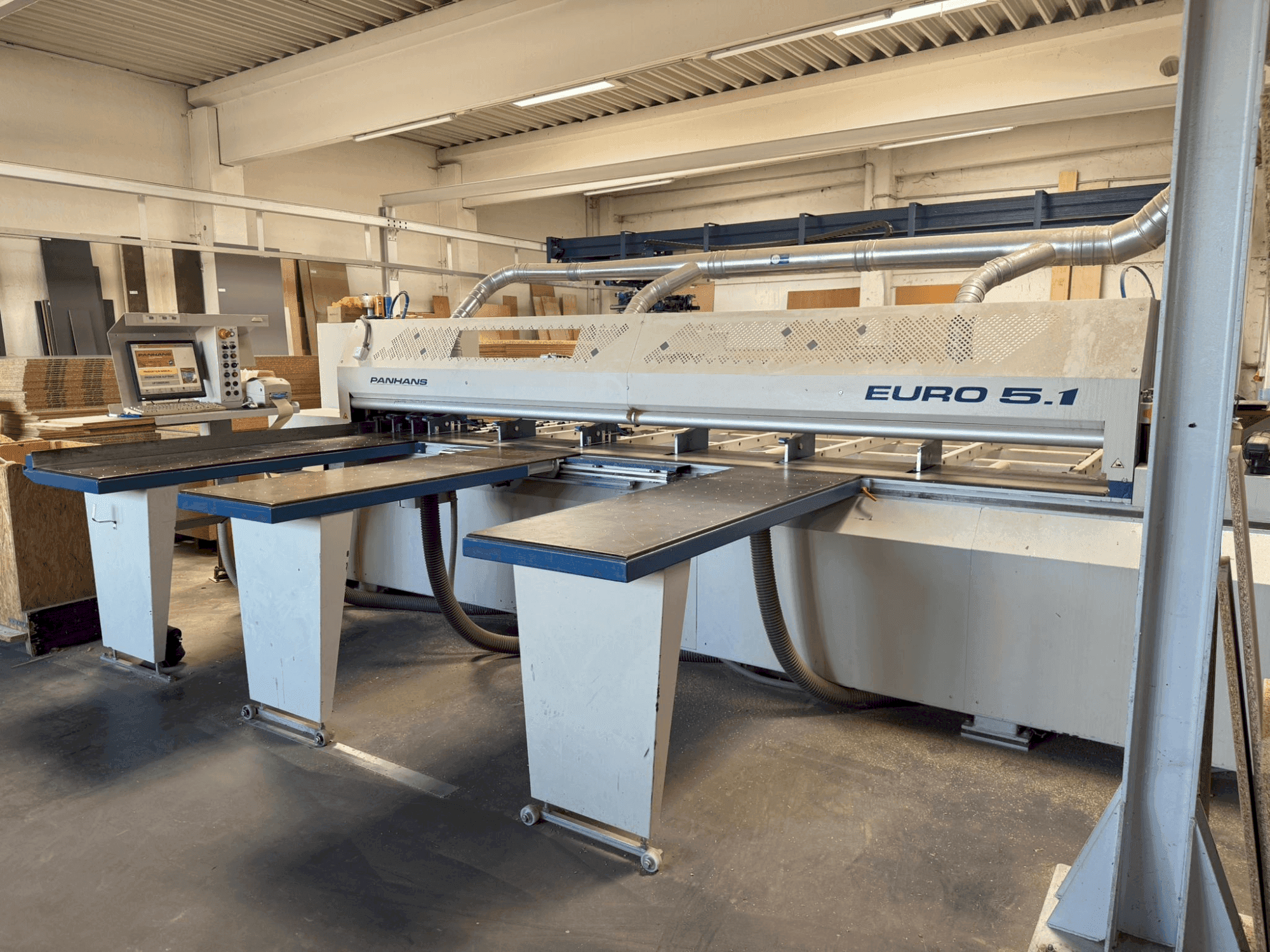 Mašīnas PANHANS Euro 5.1 + MLB 100 pretskats