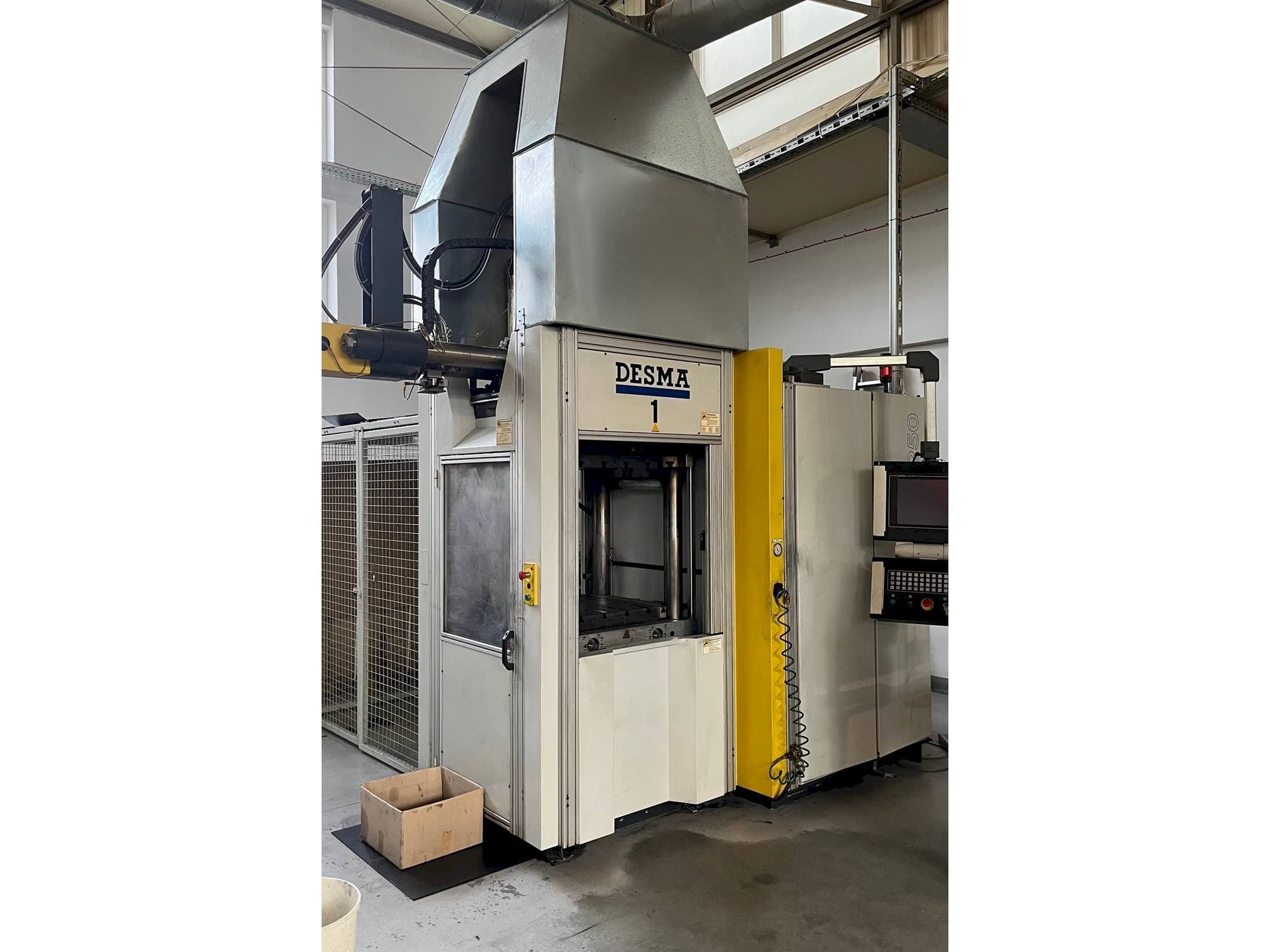 Mašīnas Kloeckner Desma 968.250 ZO pretskats