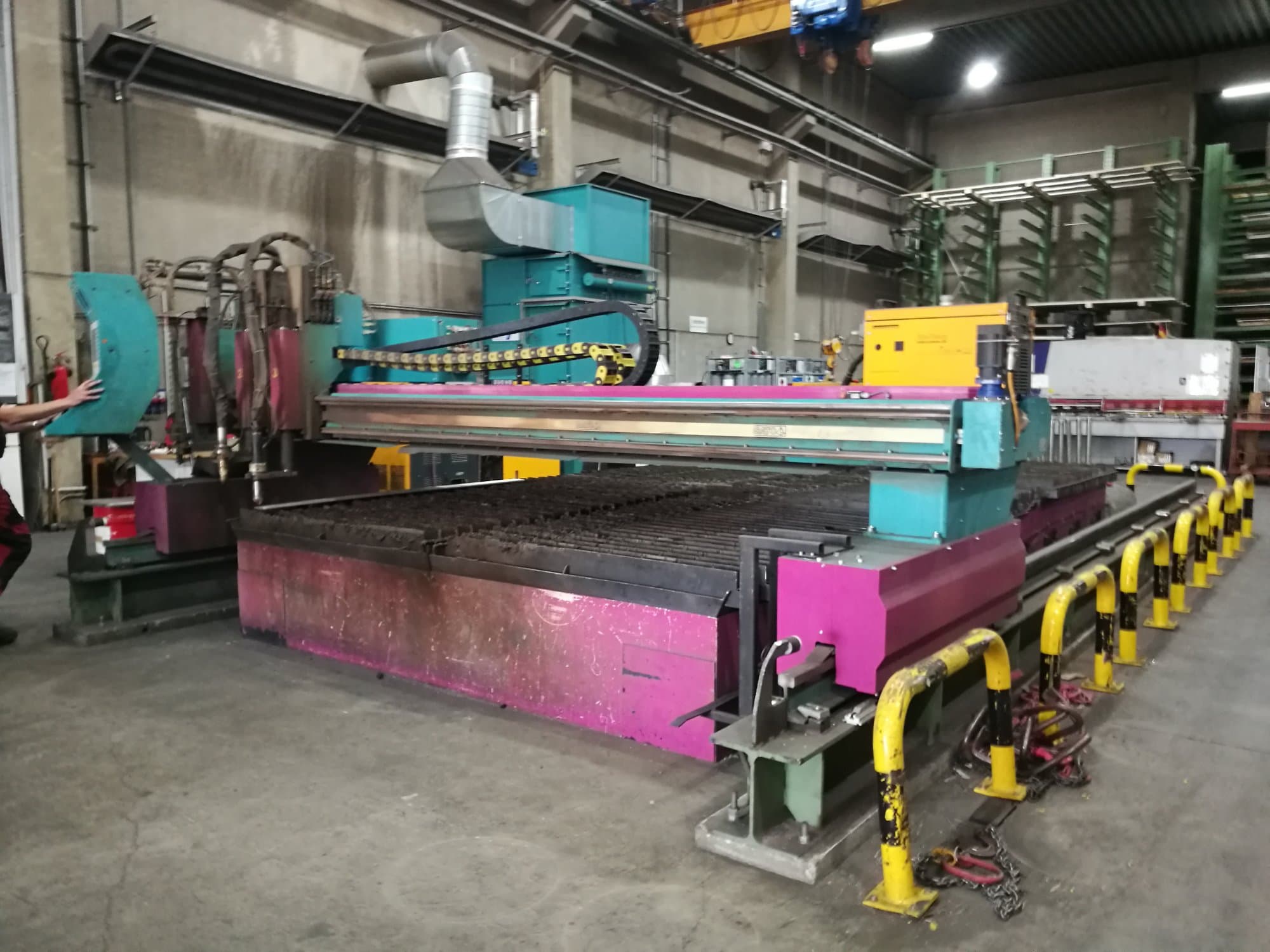 Mašīnas SATO SATRONIK LS3500 skats no labās puses