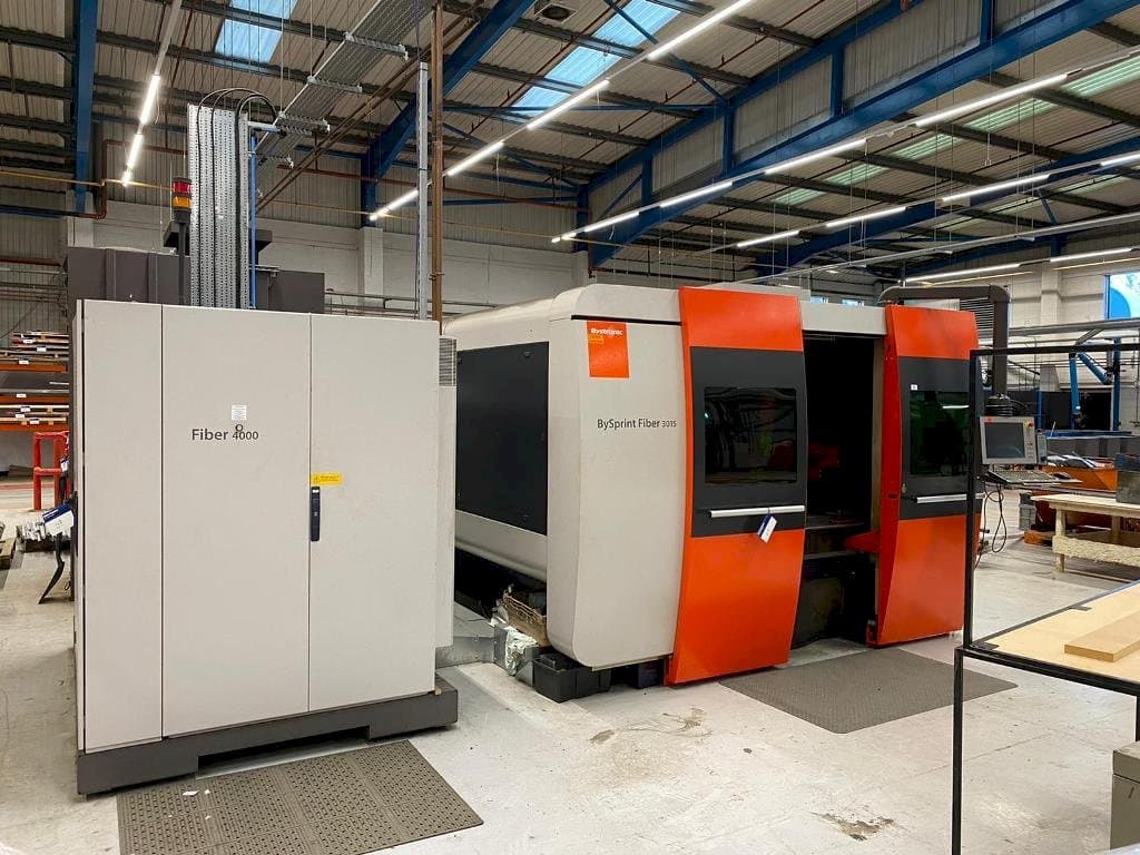 Mašīnas Bystronic BySprint Fiber 3015 pretskats