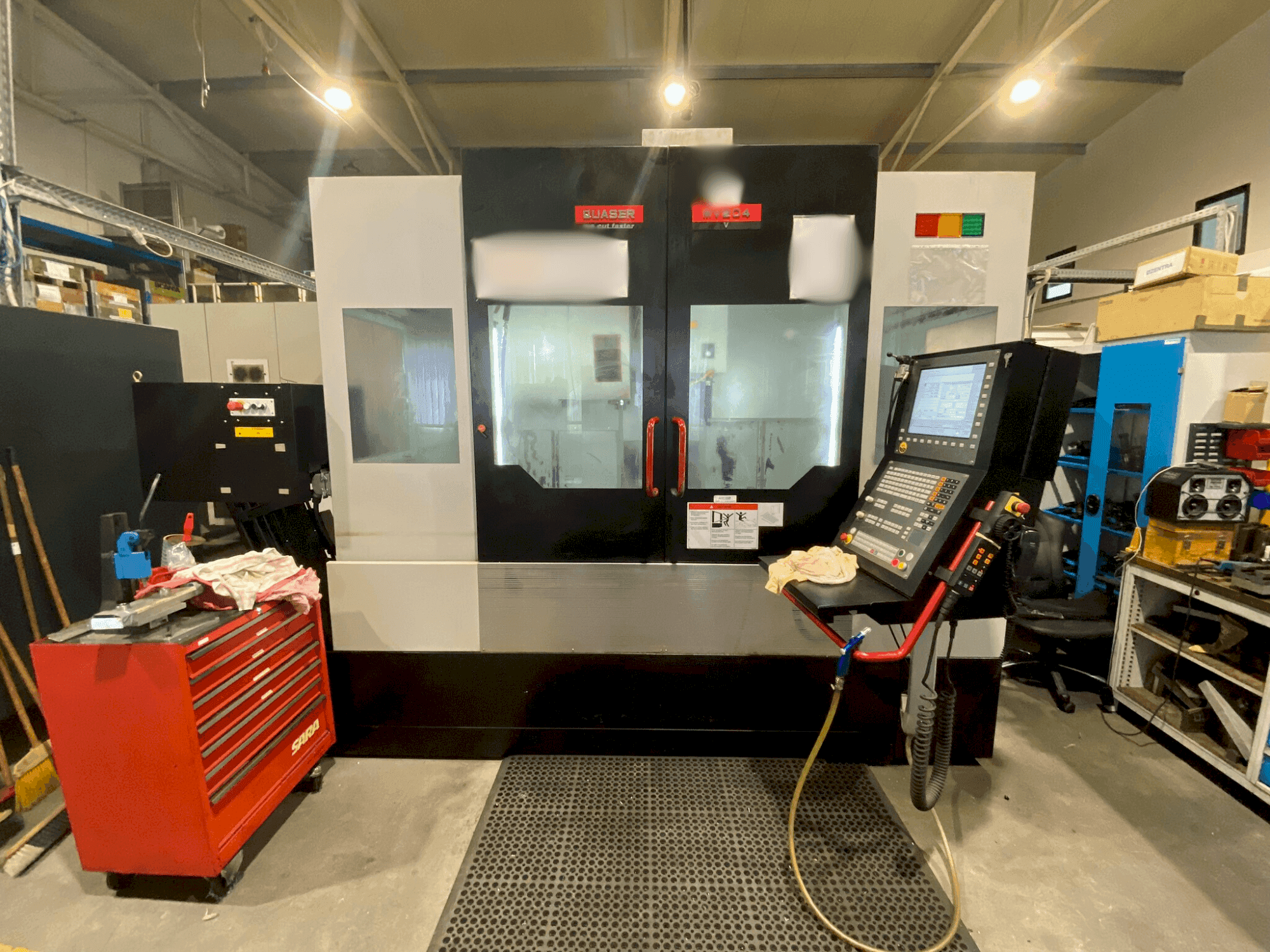 Mašīnas Quaser MV204  pretskats