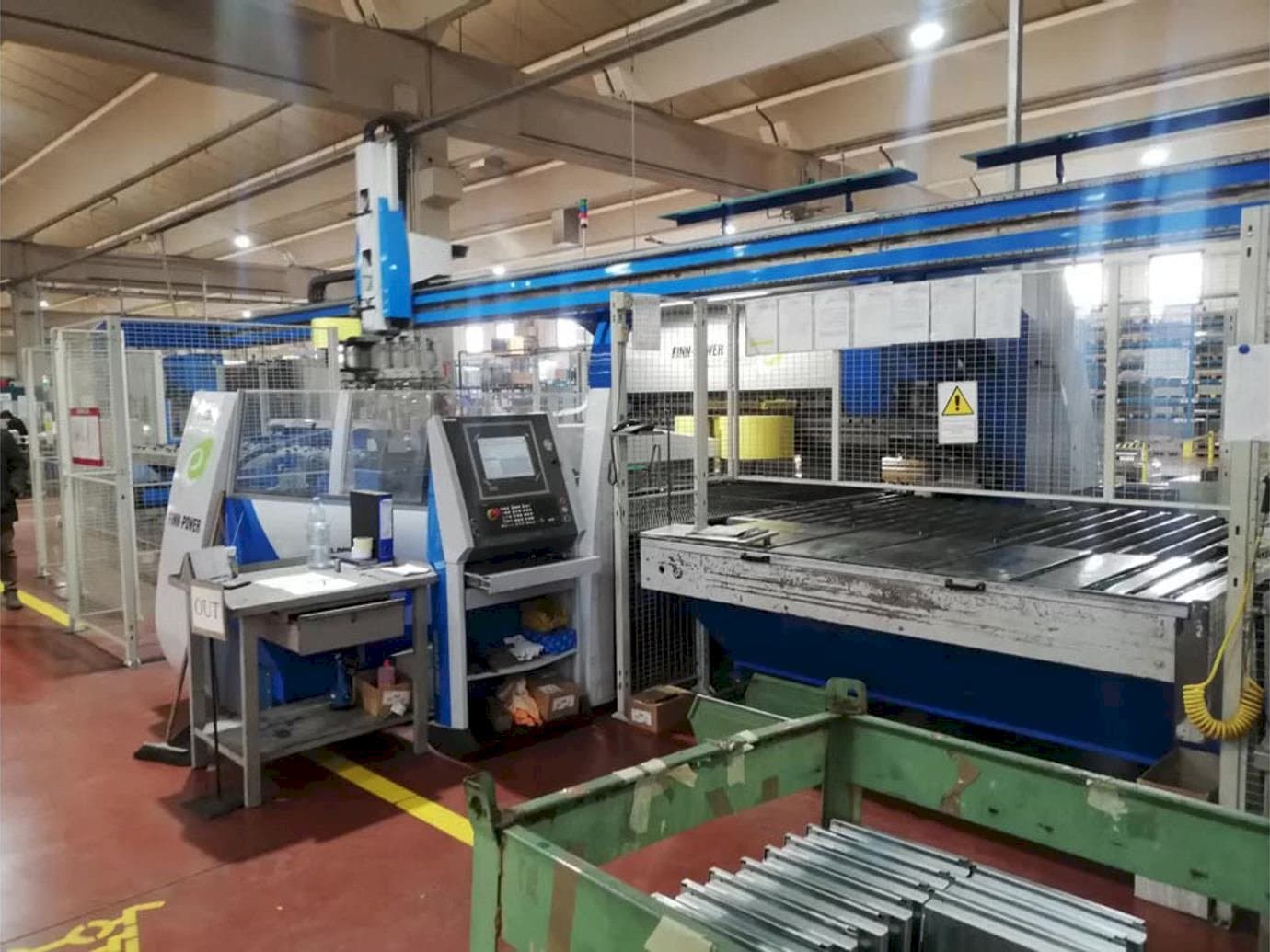 Mašīnas Finn-Power EBE5  pretskats