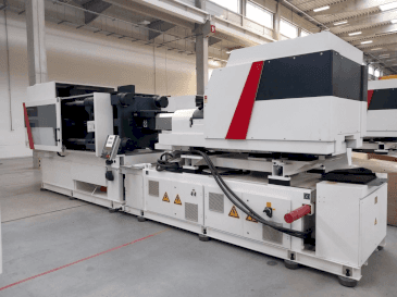 Mašīnas Milacron Elektron Evo 350 pretskats