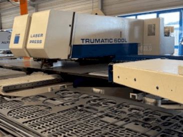 Mašīnas TRUMPF Trumatic 600L pretskats