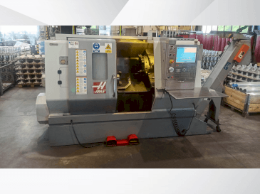 Mašīnas HAAS SL-20TBHE pretskats