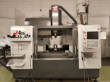 Mašīnas HAAS VF-4SS pretskats