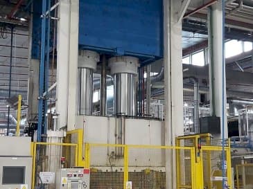 Mašīnas Pinette 1500 Ton  pretskats