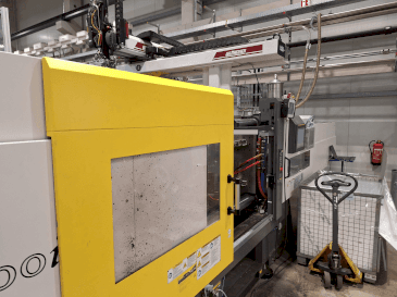 Mašīnas FANUC Roboshot S300iA  pretskats