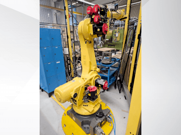 Mašīnas FANUC R2000iB/165F pretskats