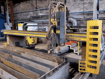 Mašīnas ESAB Combirex DX 4000 pretskats