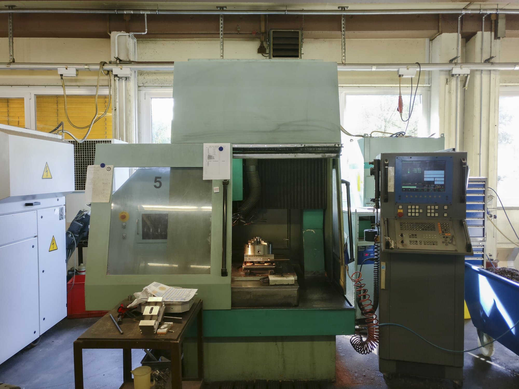 Mašīnas DIGMA 700 GC  pretskats