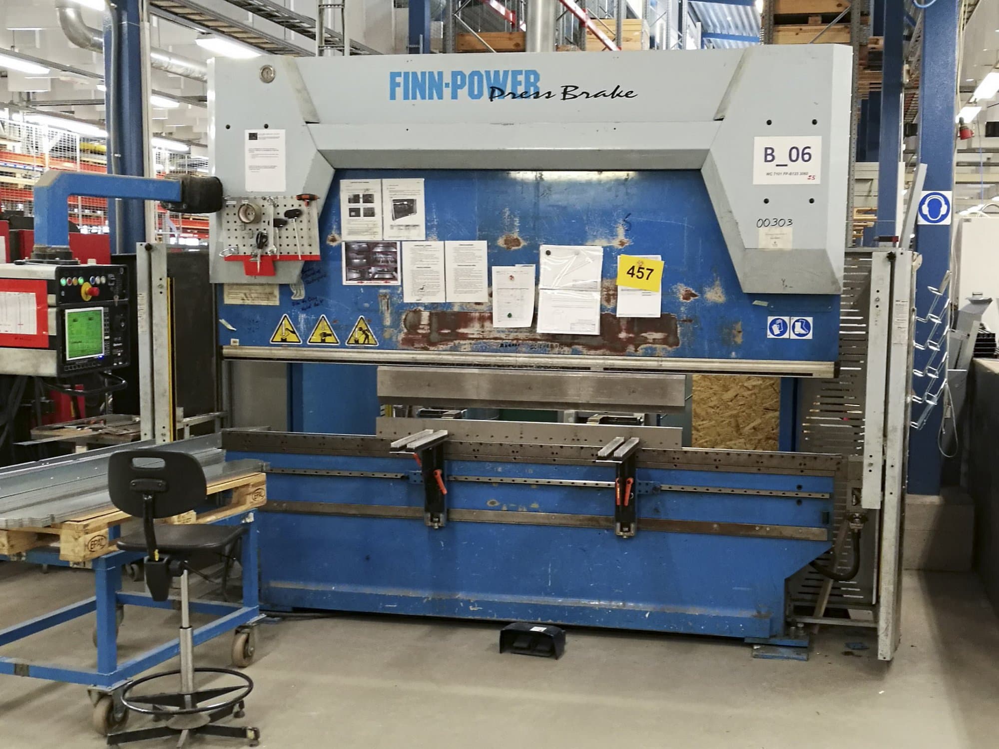 Mašīnas Finn-Power B 125-3060-C6W-GC pretskats