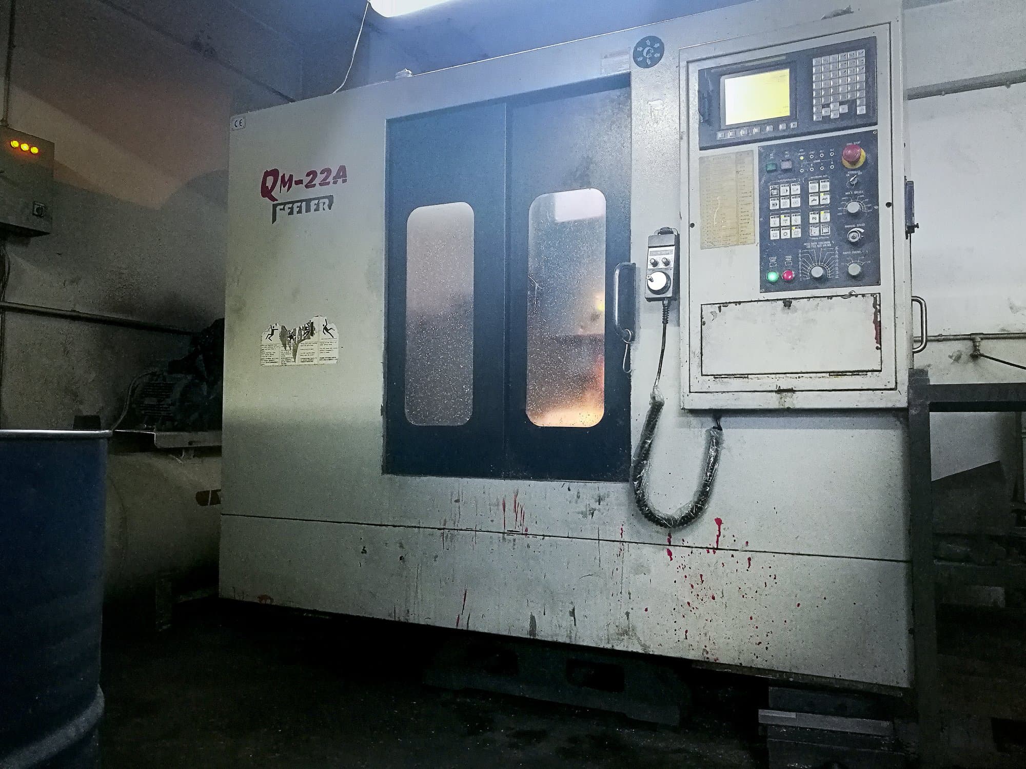 Mašīnas Feeler QM-22A  pretskats