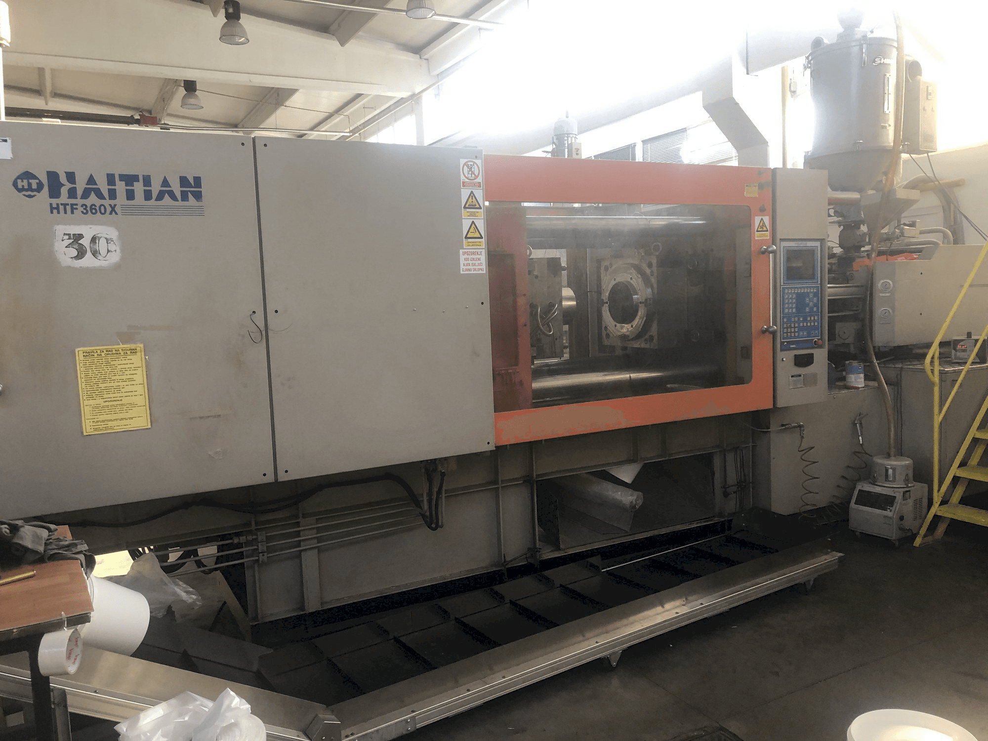 Mašīnas HAITIAN HTF 360X pretskats