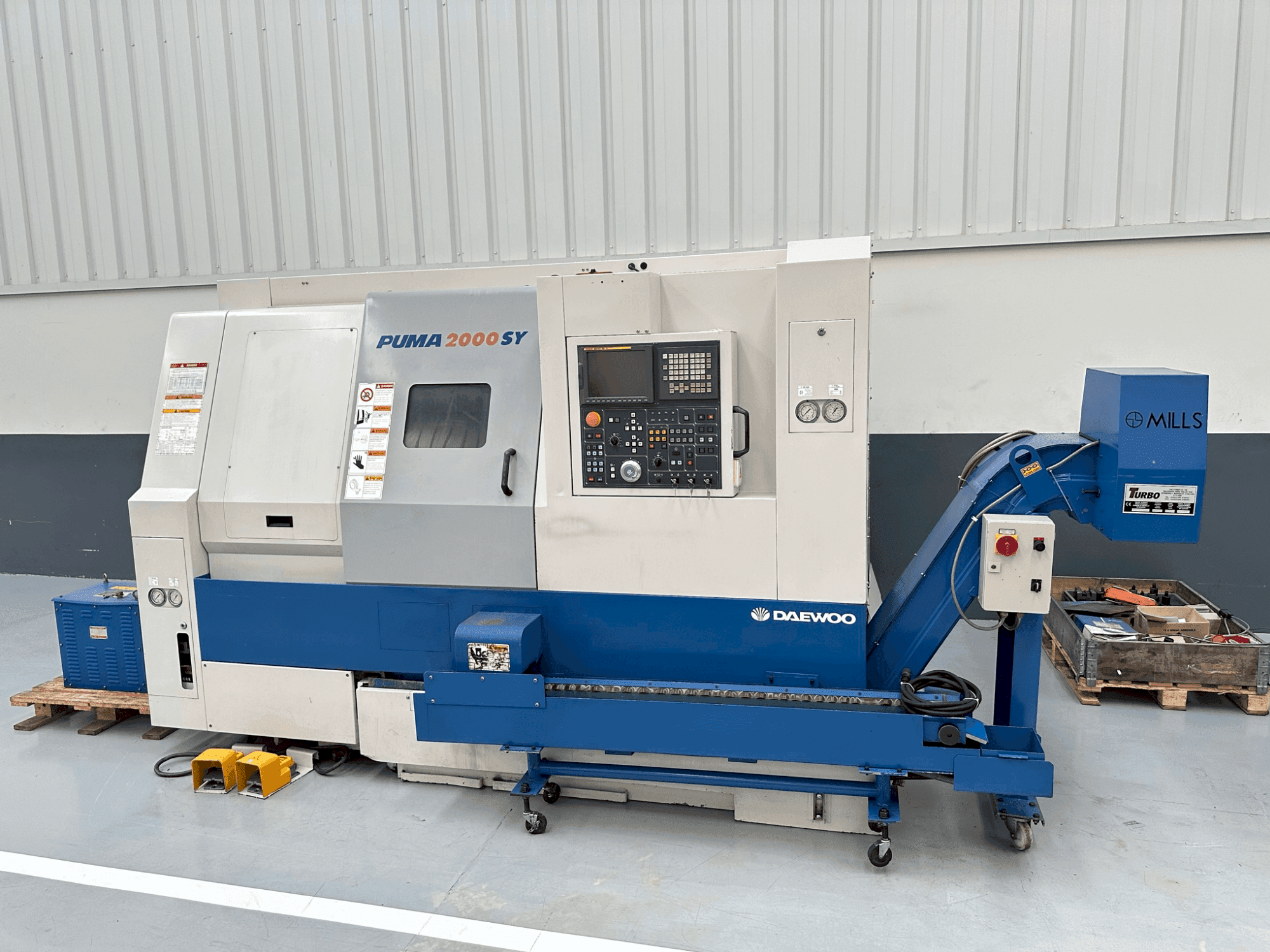 Mašīnas DAEWOO PUMA 2000 SY pretskats