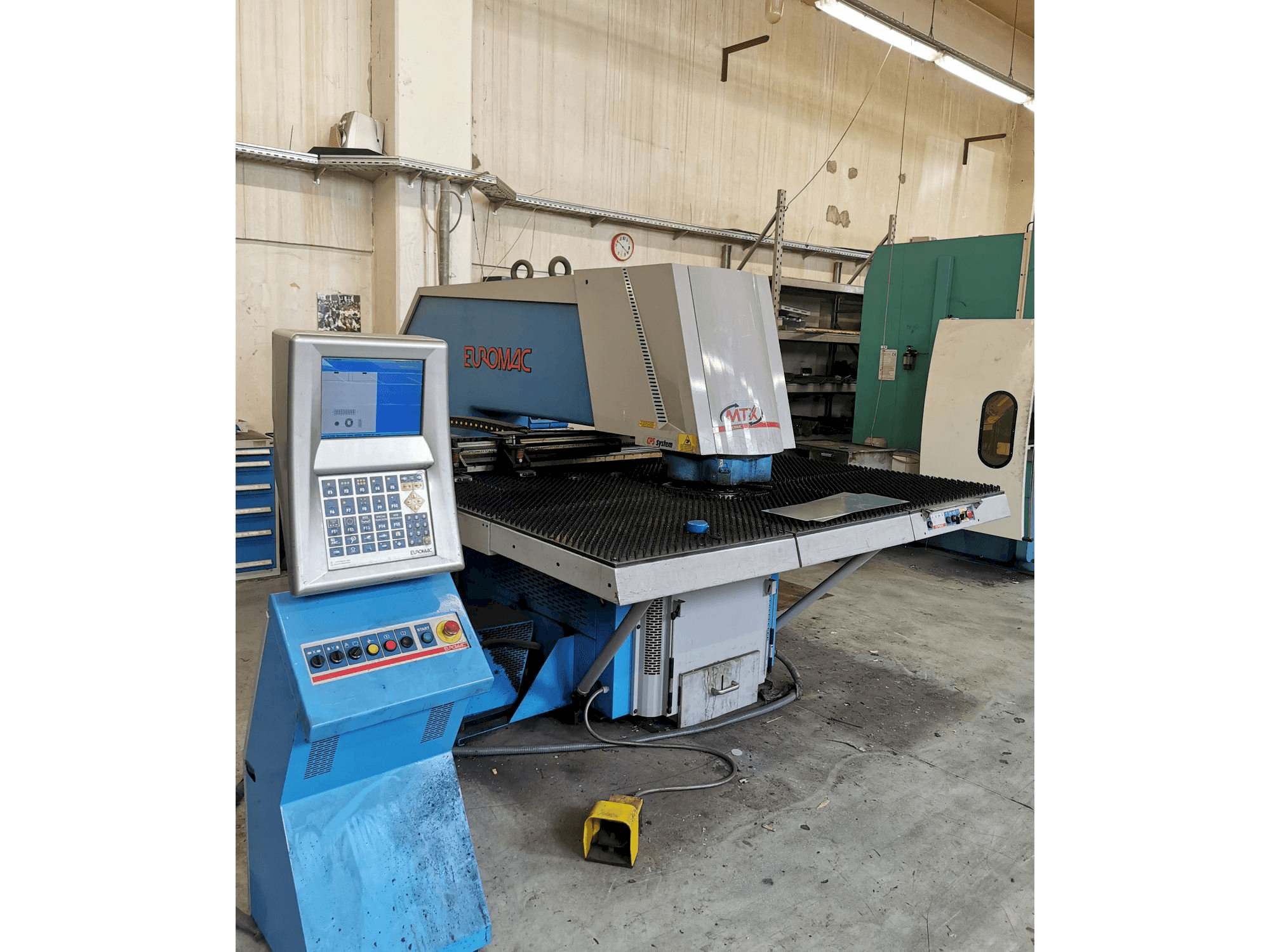 Mašīnas Euromac MTX INDEX kreisās malas skats