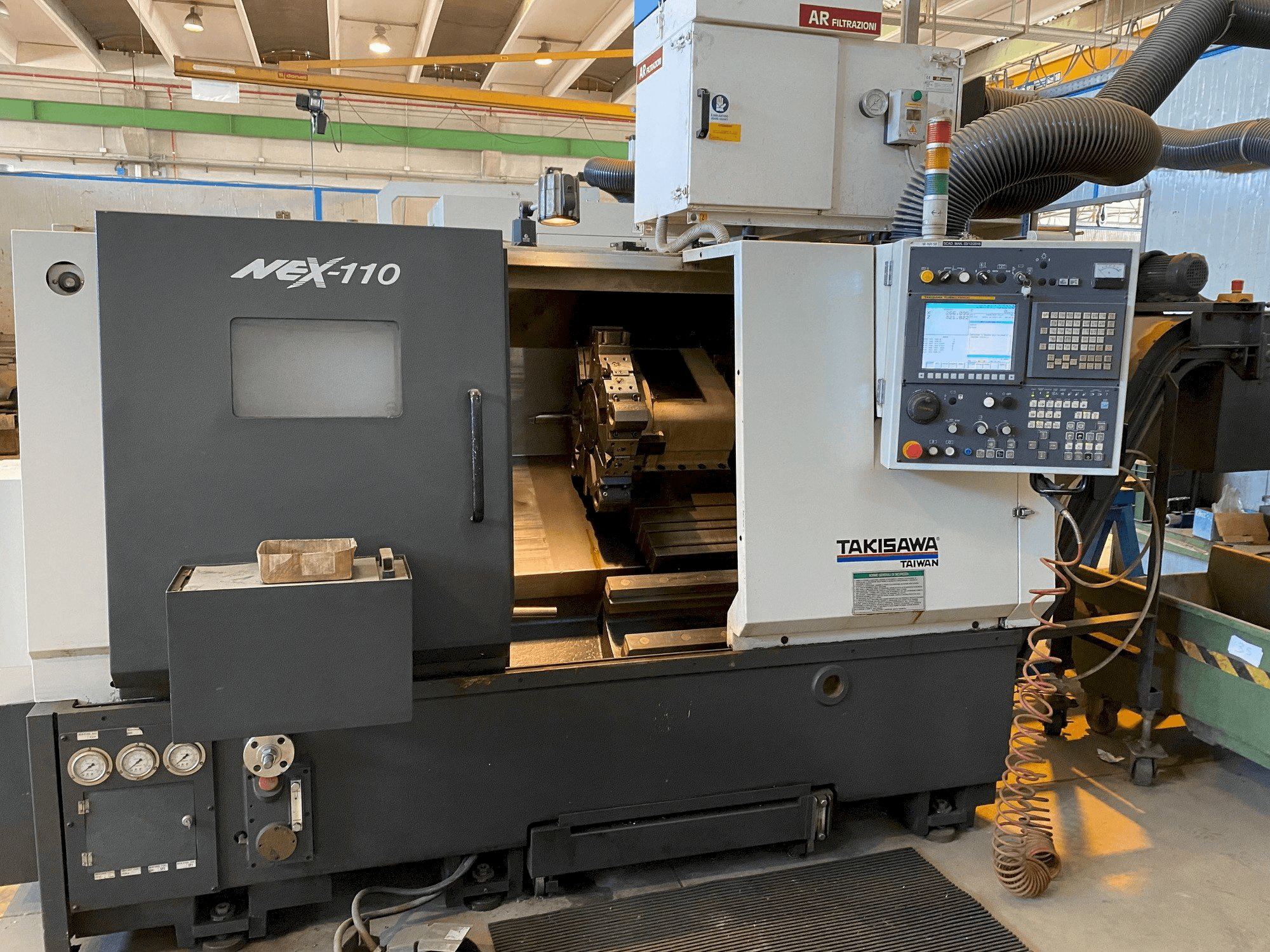 Mašīnas Takisawa NEX-110 pretskats