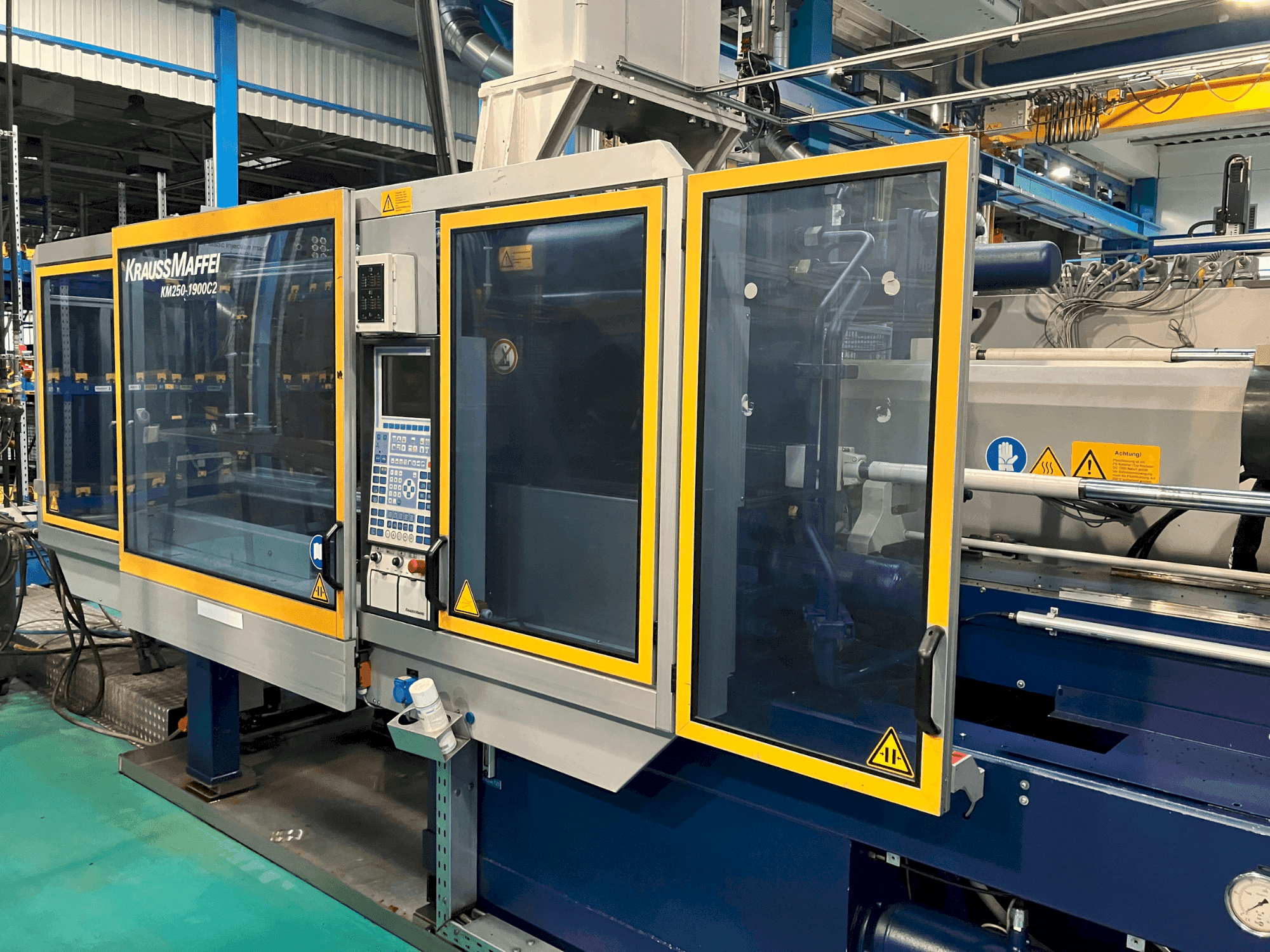 Mašīnas Krauss Maffei 250-1900 C2 (2005) pretskats