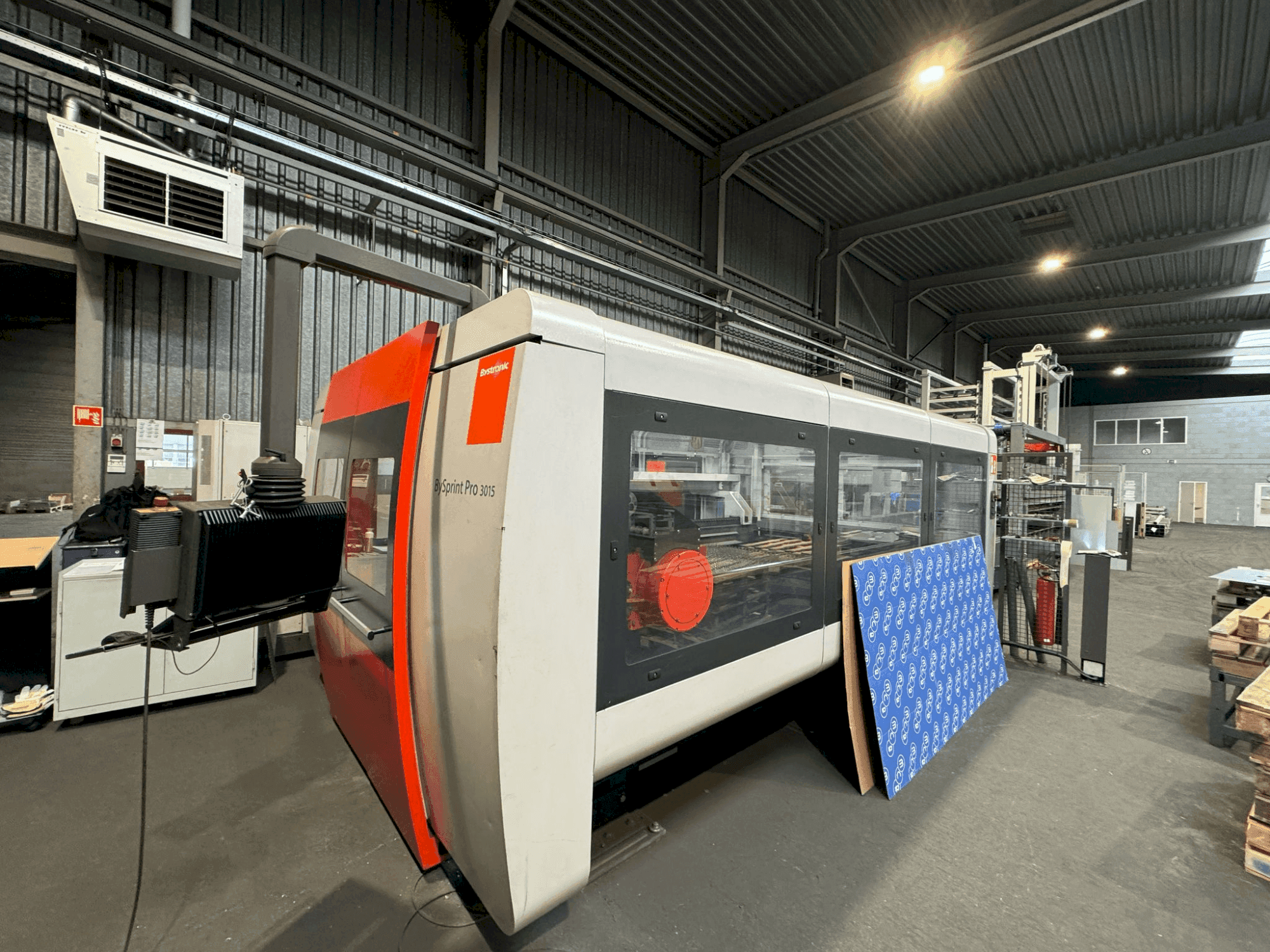 Mašīnas Bystronic BySprint Pro 3015 pretskats