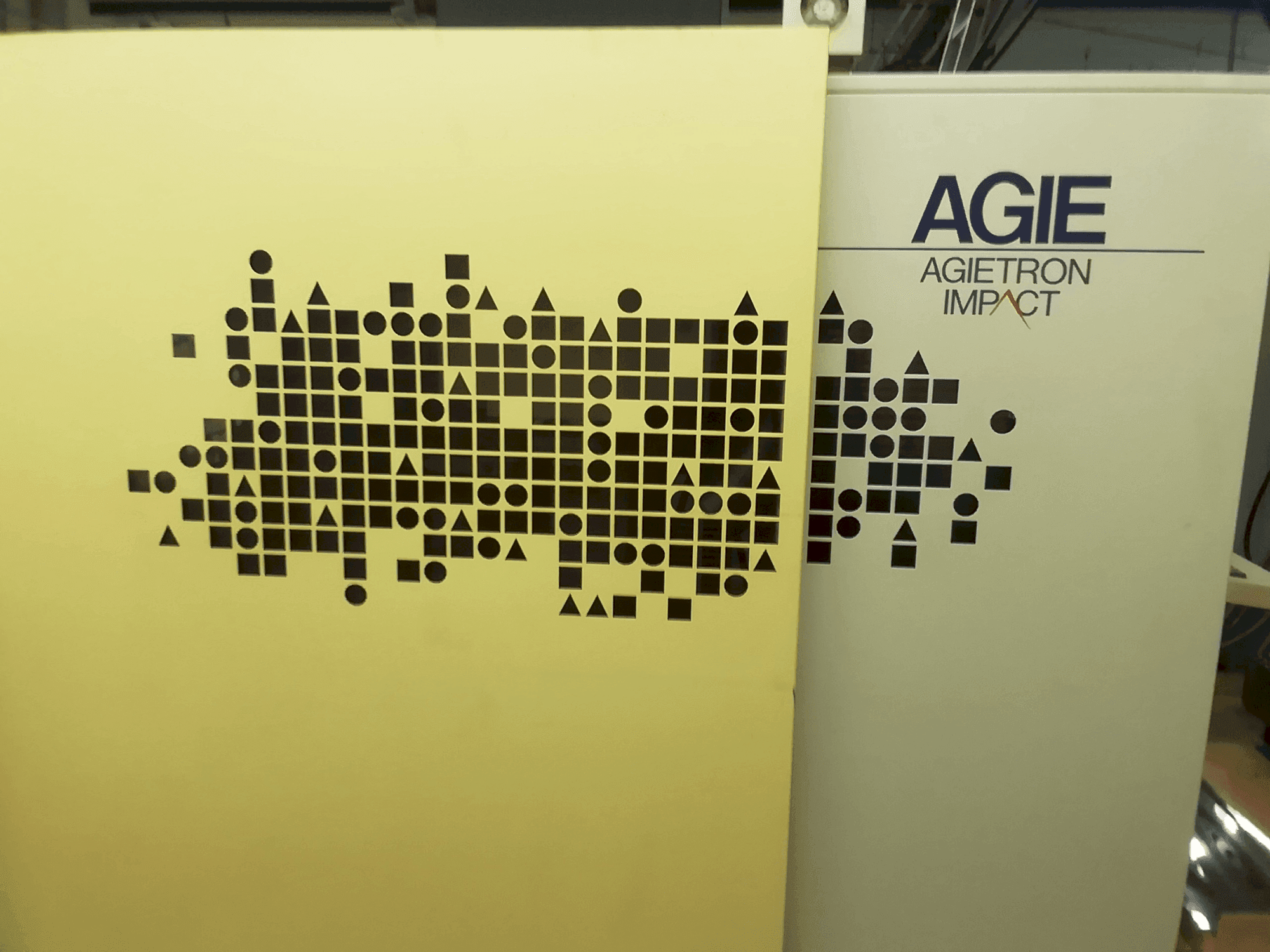 Mašīnas AGIE Agierten Impact 2 pretskats