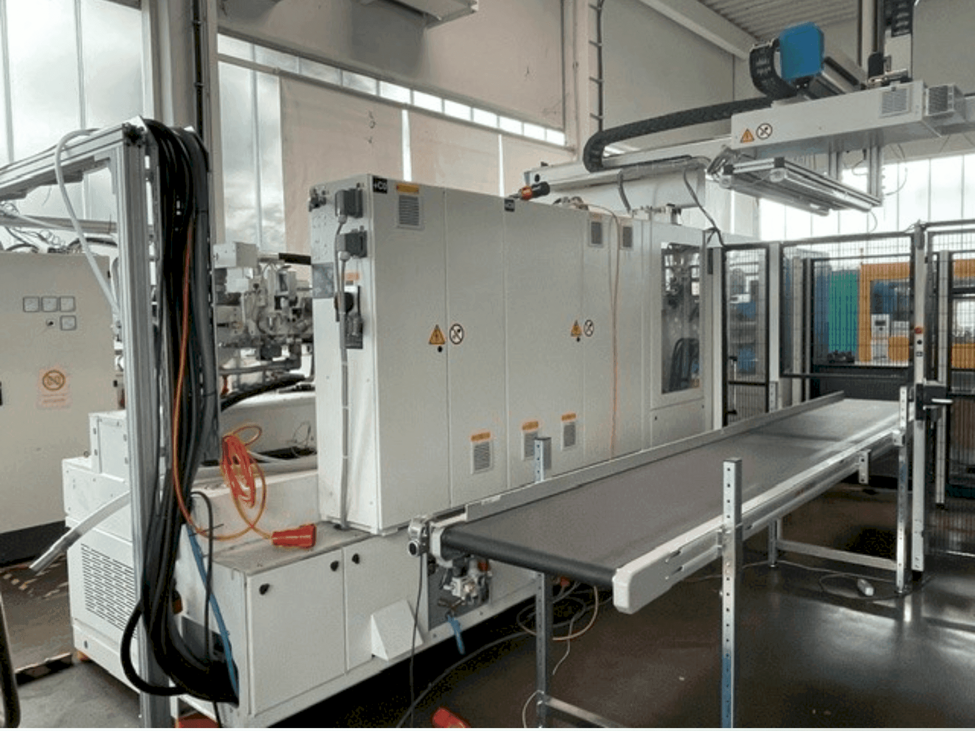 Mašīnas Krauss Maffei 300-1400 CX MC6 pretskats