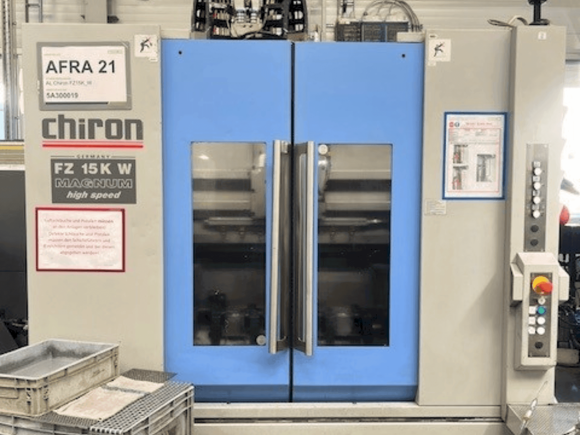 Mašīnas CHIRON FZ 15 KWM HS pretskats