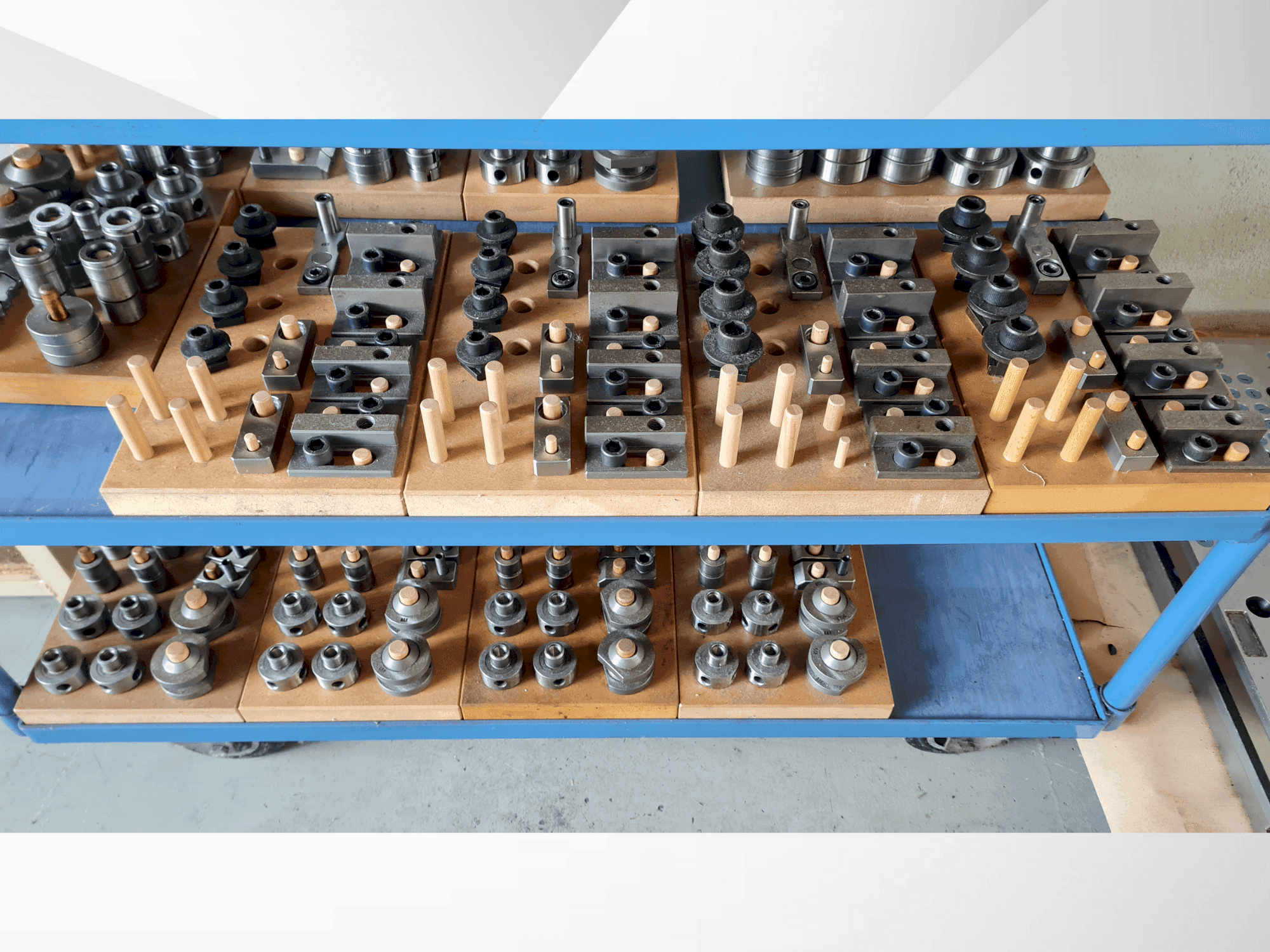 Mašīnas MEUSBURGER H1000 556/466/366 pretskats