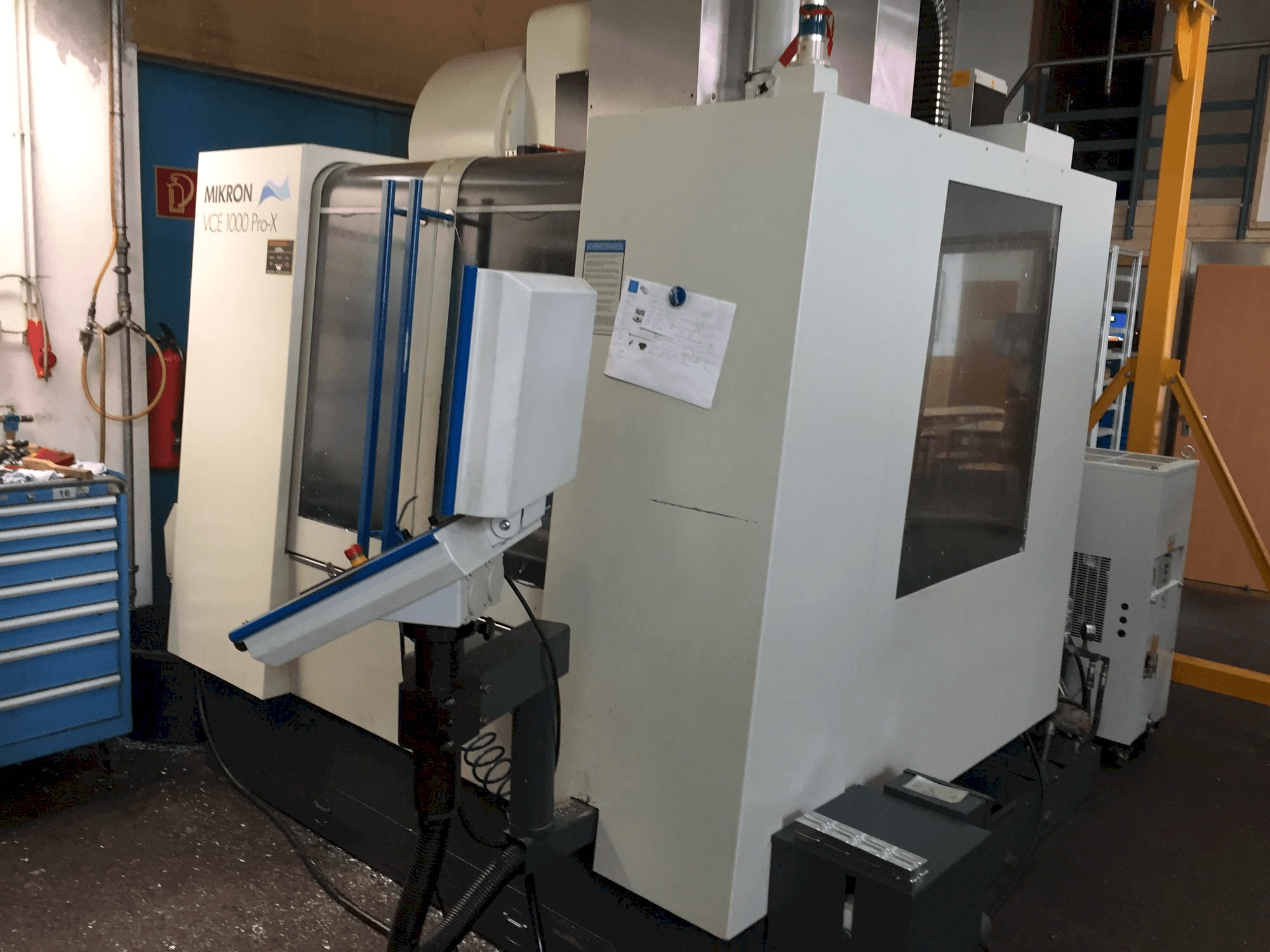 Mašīnas MIKRON VCE 1000 Pro-X pretskats