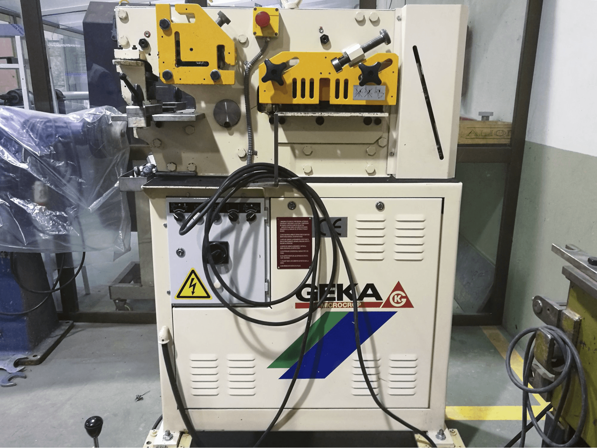 Mašīnas GEKA MICROCROP pretskats