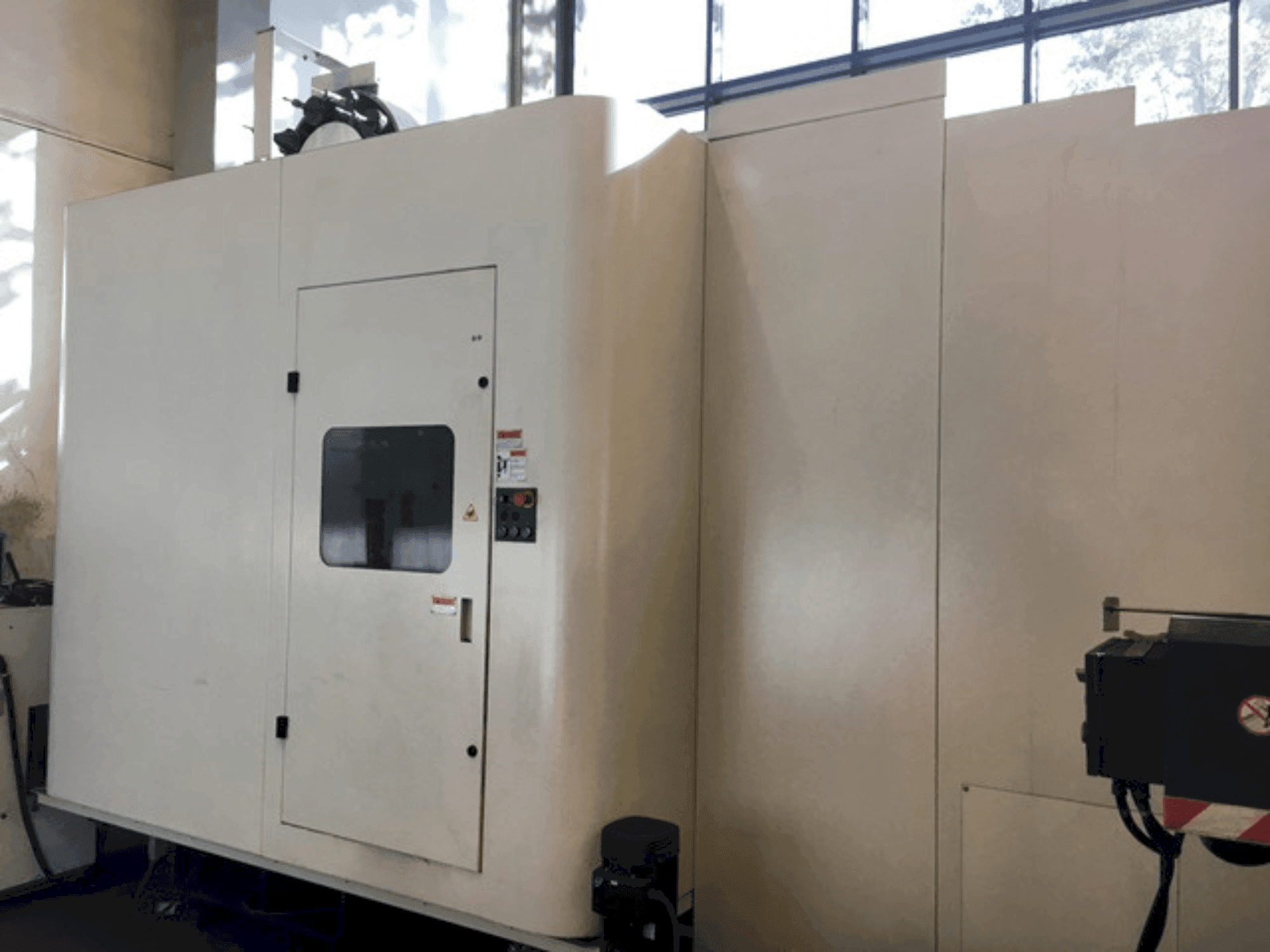 Mašīnas SPINNER H630 pretskats