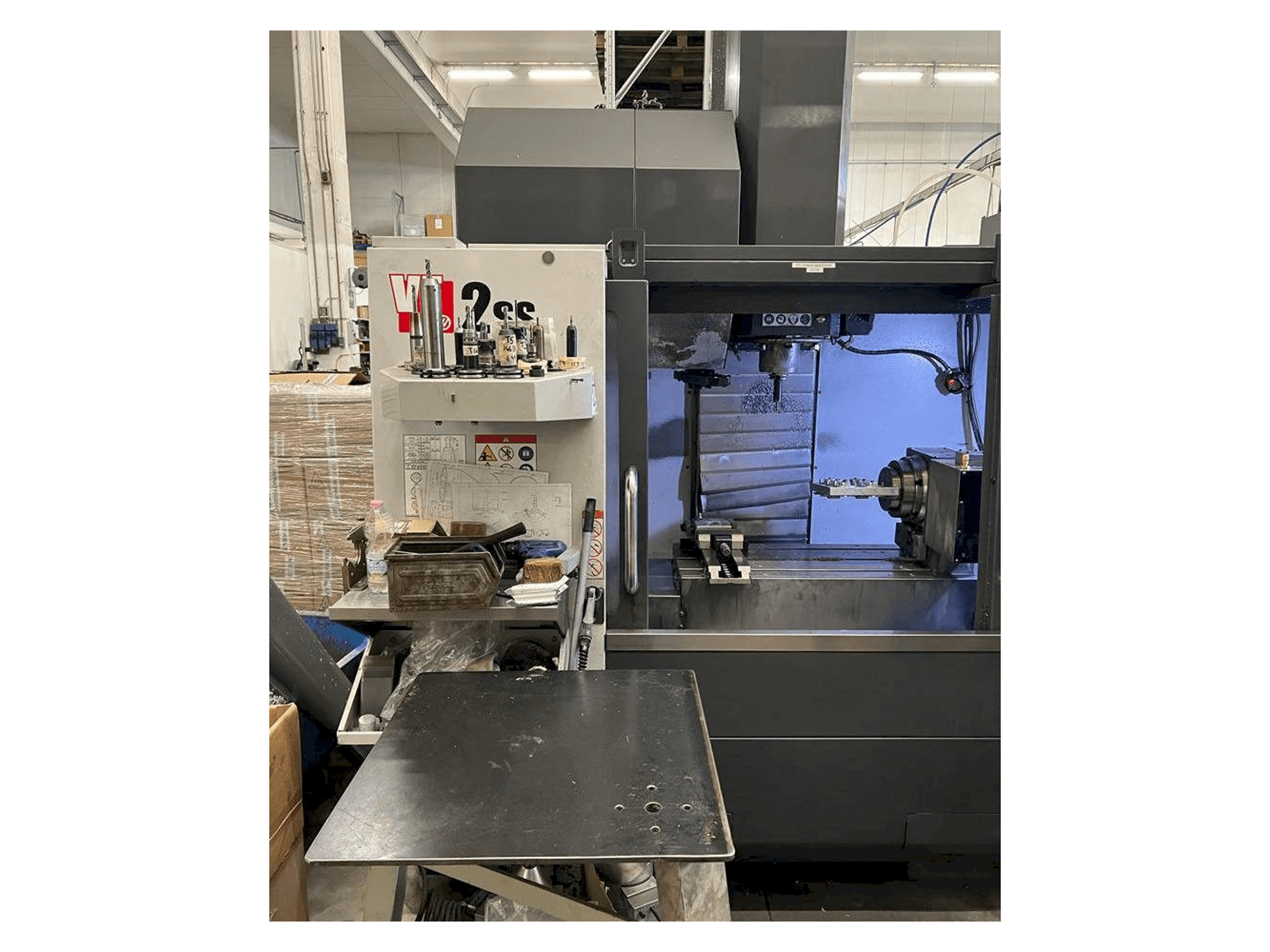 Mašīnas HAAS VF-2SS pretskats